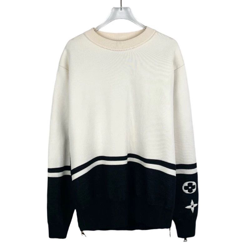 Louis Vuitton Louis Vuitton 22 logo intarsia round neck mulberry silk mi Size XS / US 0-2 / IT 36-38 - 1 Thumbnail