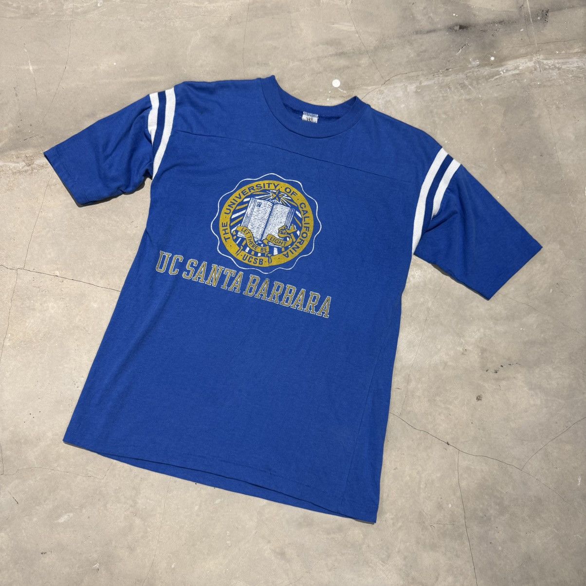 Other Vintage 70s 80s UCSB Football T-Shirt - Single Stich Size US S / EU 44-46 / 1 - 1 Thumbnail