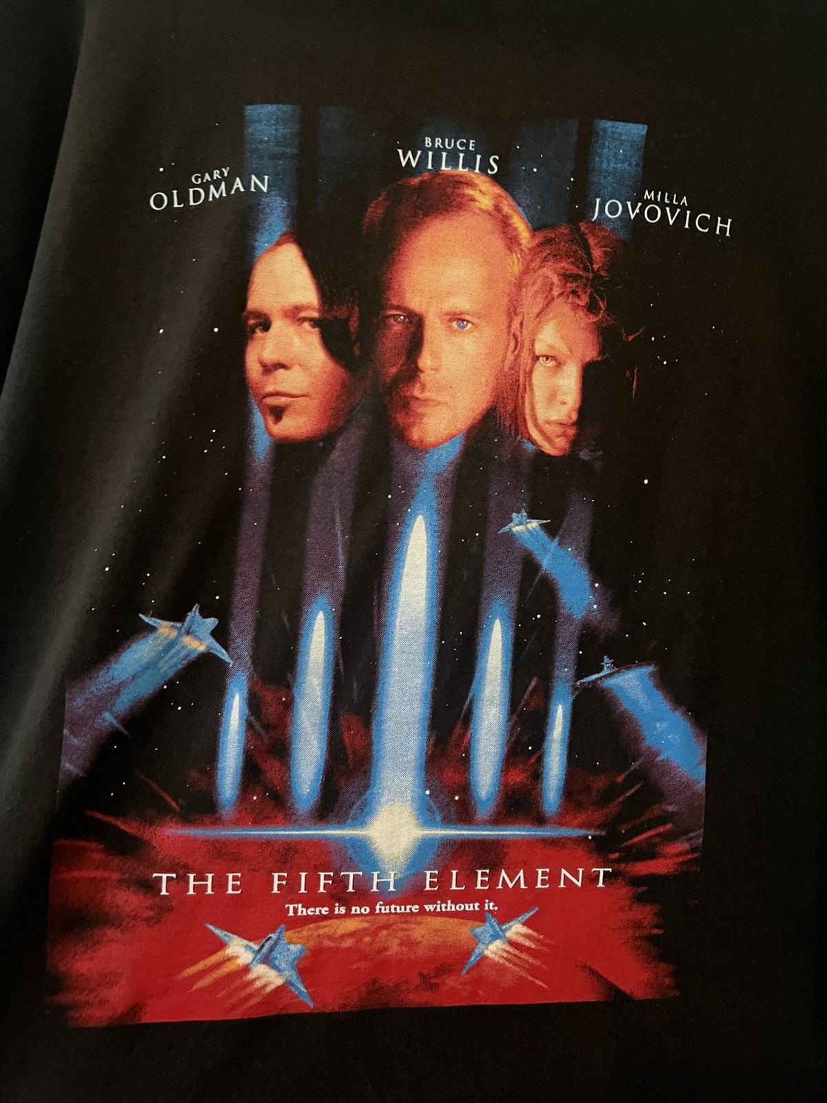 Vintage Vintage 1997 The Fifth Element by Bruce Willis Luc Besson Size US XL / EU 56 / 4 - 2 Thumbnail
