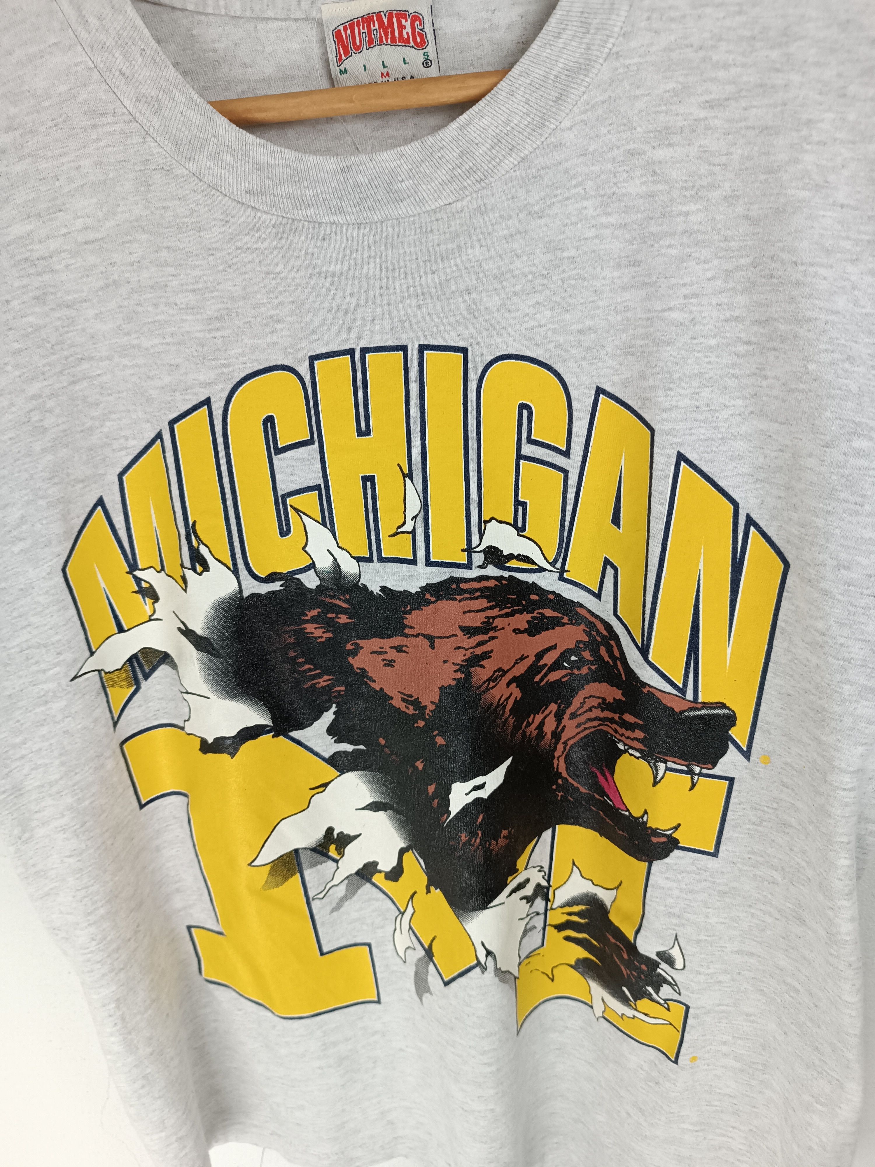 NFL VINTAGE 90'S MICHIGAN WOLVERINE BACKHIT TEE Size US M / EU 48-50 / 2 - 9 Thumbnail