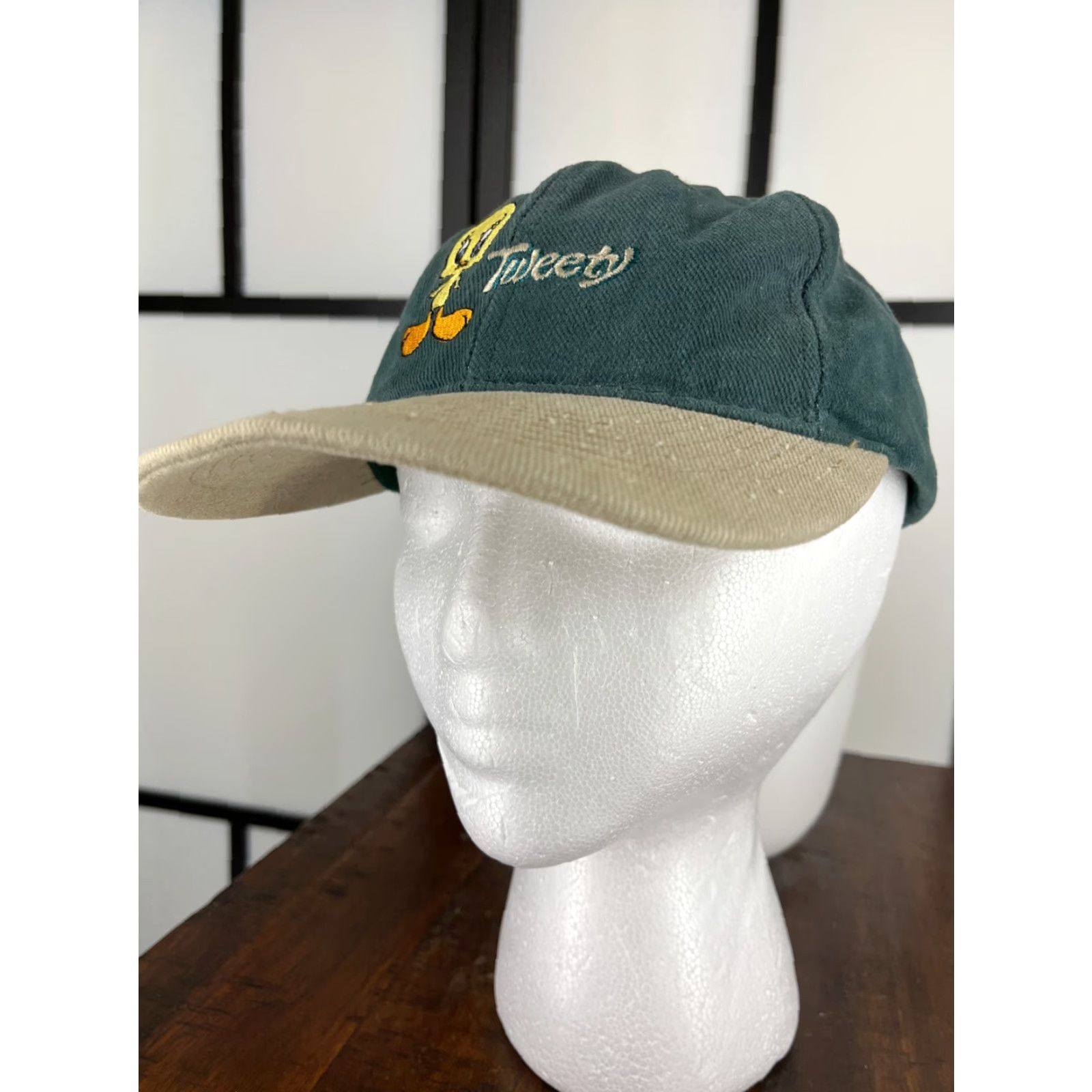 Vintage Warner Brothers Hat Fitted Adult Small Tweety Bird Green Beige USA 1991 Size ONE SIZE - 4 Thumbnail