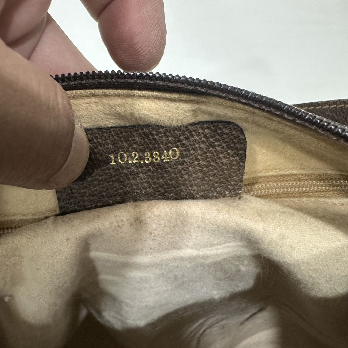 Gucci ‼️YES‼️ VINTAGE GUCCI WEB GG SUPREME SHERRY LINE SHOULDER BAG Size ONE SIZE - 12 Thumbnail