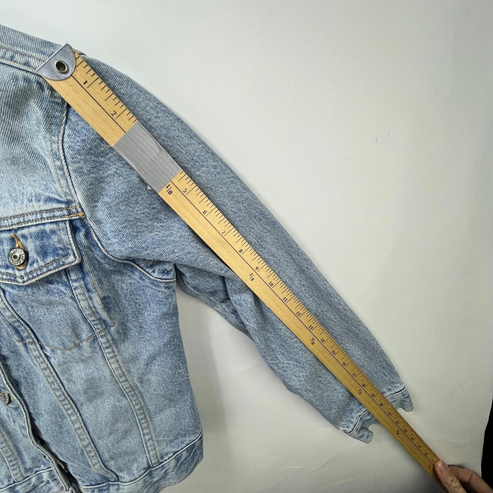 Gap Vintage Gap Denim Jacket Light Wash Womens Small Retro Y2K Size S / US 4 / IT 40 - 8 Thumbnail