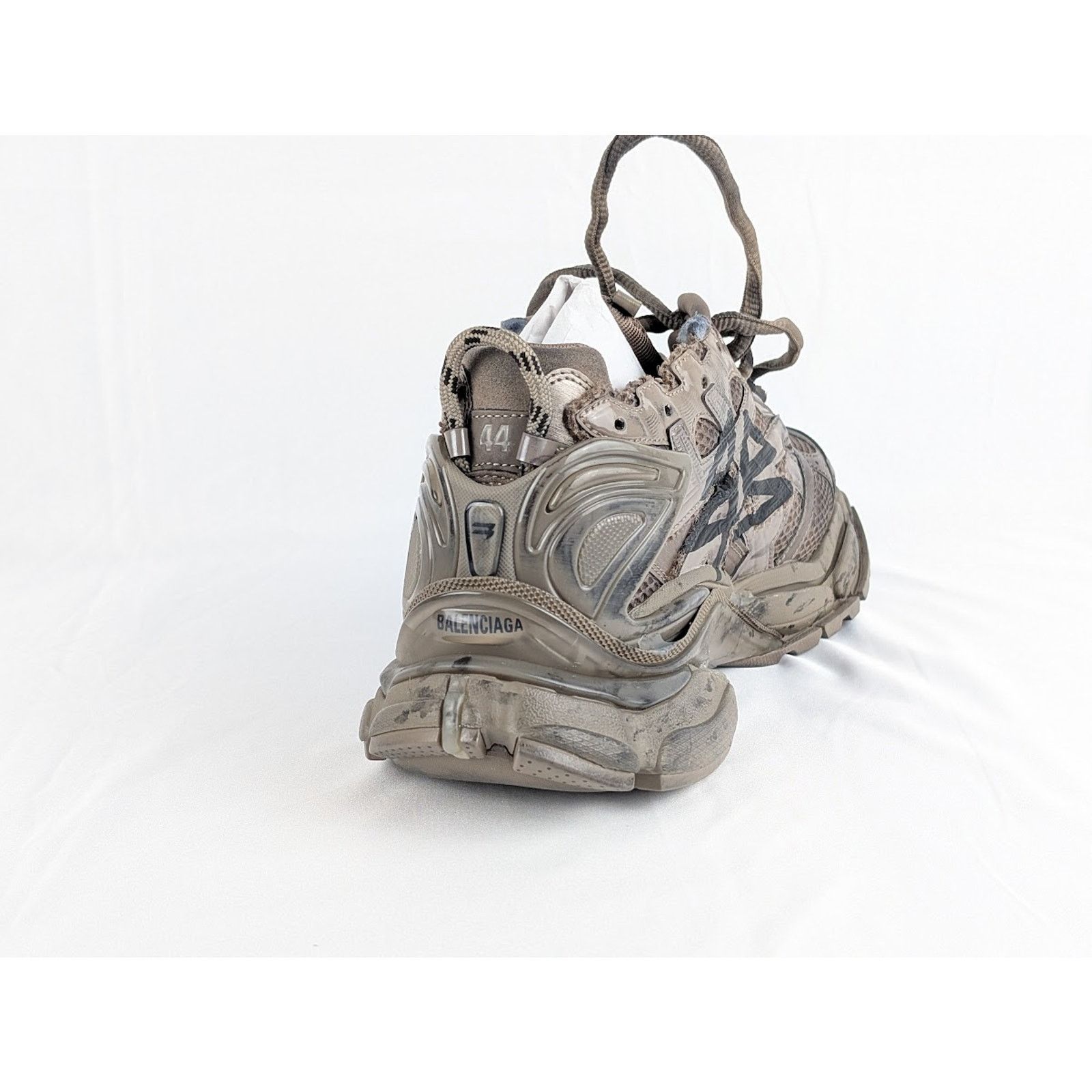 Balenciaga o1rshd1 Monocolor Graffiti Runner in Dark Taupe/Black Size US 7 / EU 40 - 4 Thumbnail