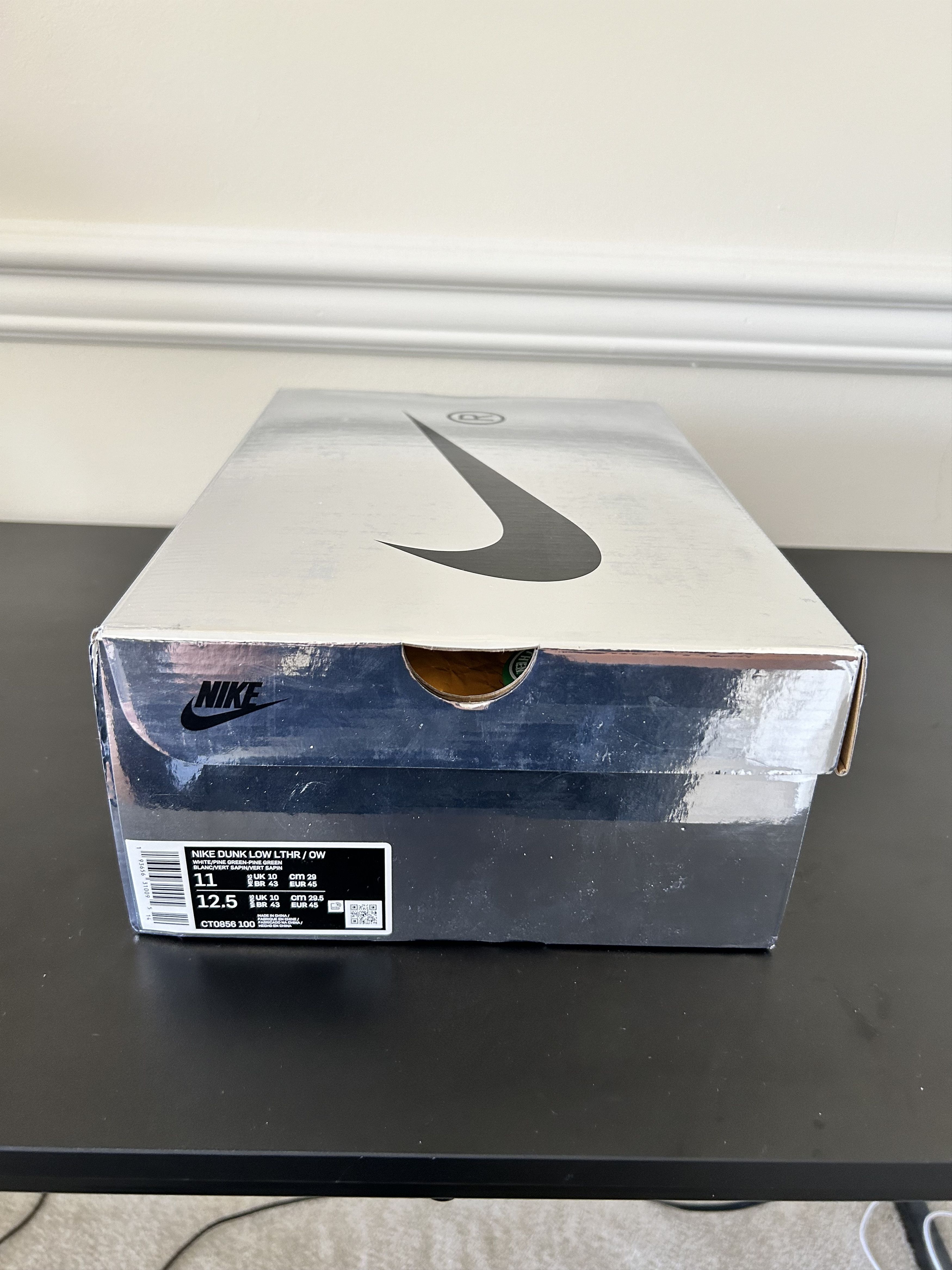 Nike × Off-White Nike Dunk Low Off-White Pine Green Size US 11 / EU 44 - 11 Thumbnail