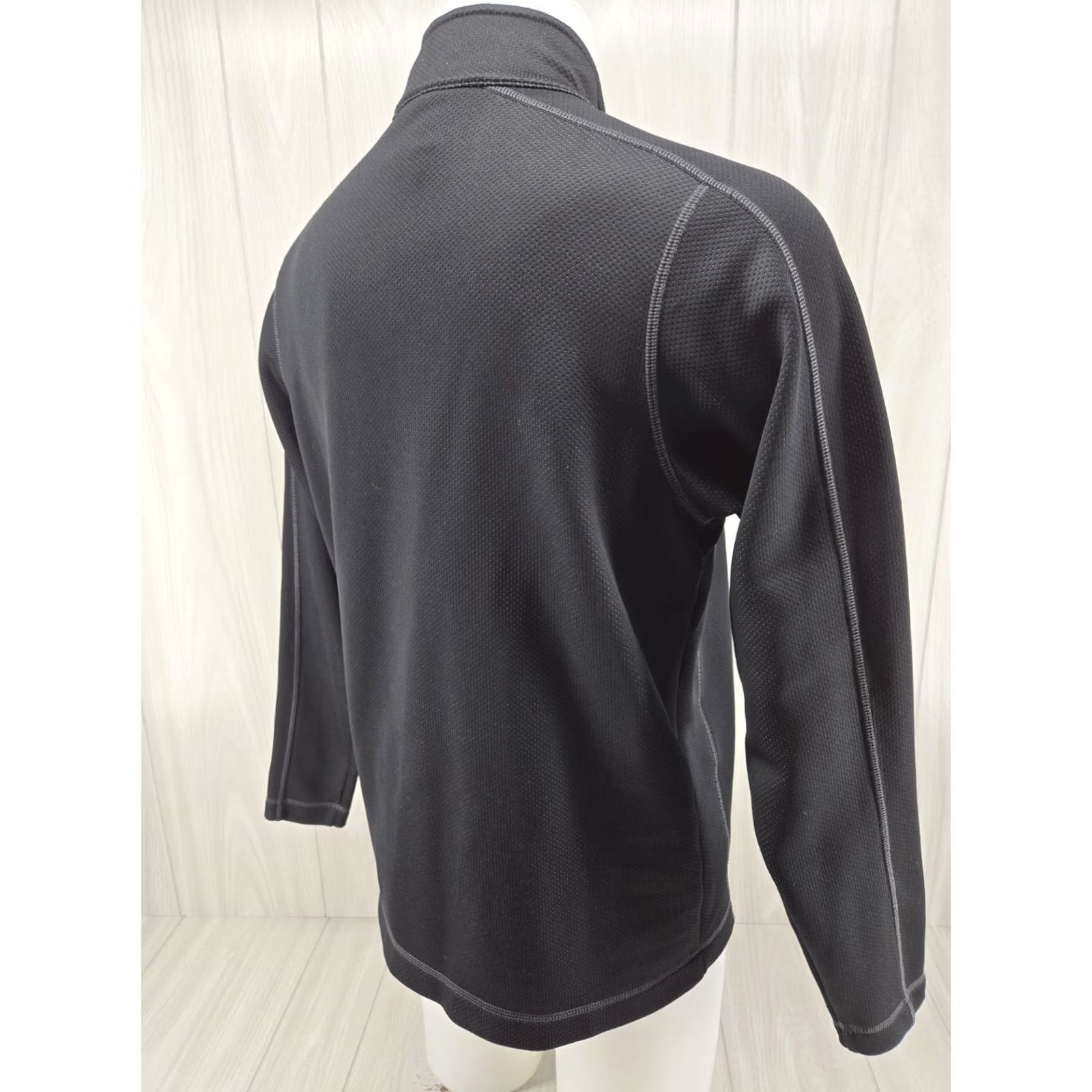 Nike Nike Dri Fit L/S 1/4 Zip Pullover Shirt Medium Black Nike Dri-FIT Shirt Men M Black 1/4 Zip Pullover Long Sleeve Logo Casual Sports Modern Nike Size US M / EU 48-50 / 2 - 7 Thumbnail