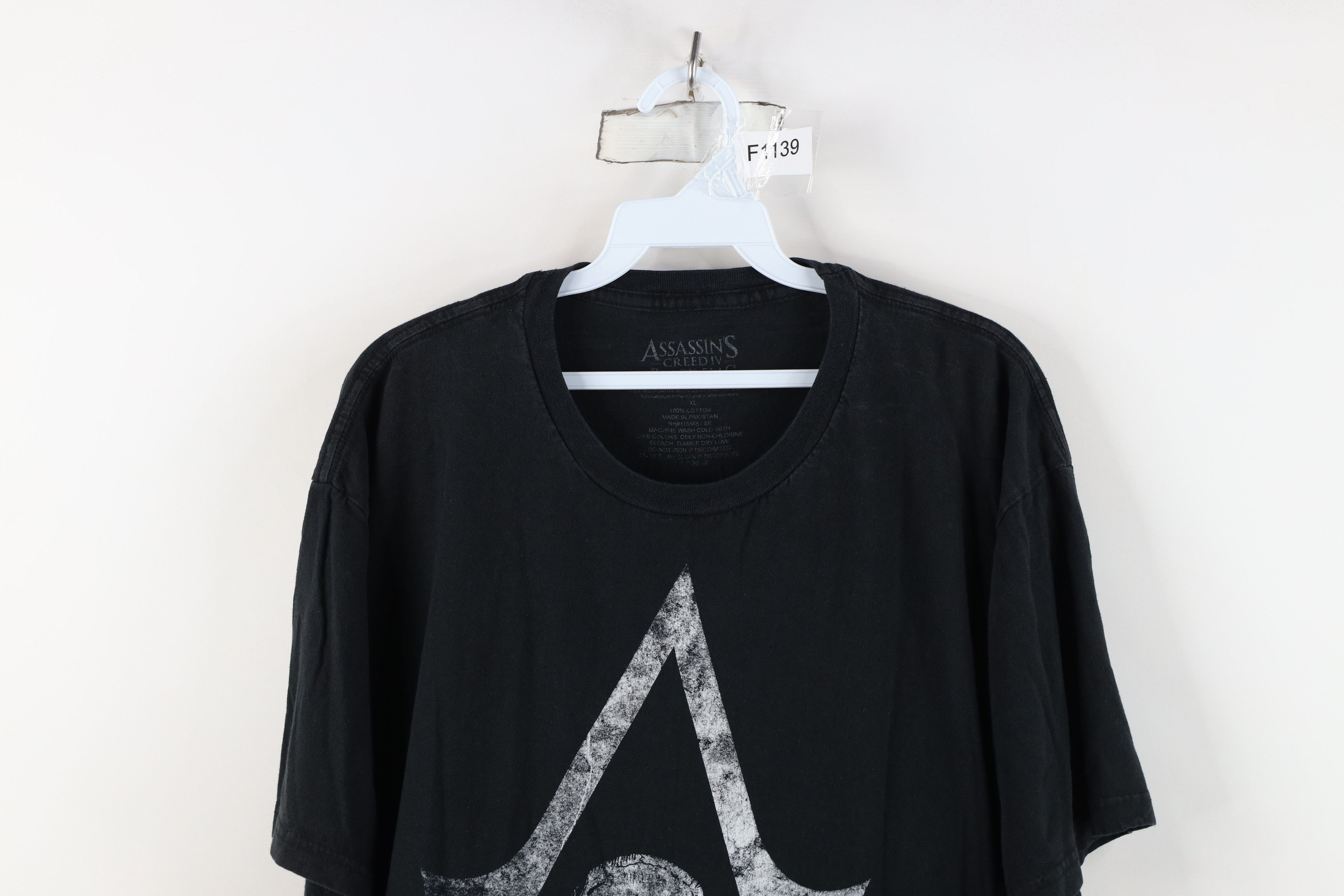 Vintage Vintage Y2K Assassins Creed IV Black Flag Video Game T-Shirt Size US XL / EU 56 / 4 - 2 Thumbnail