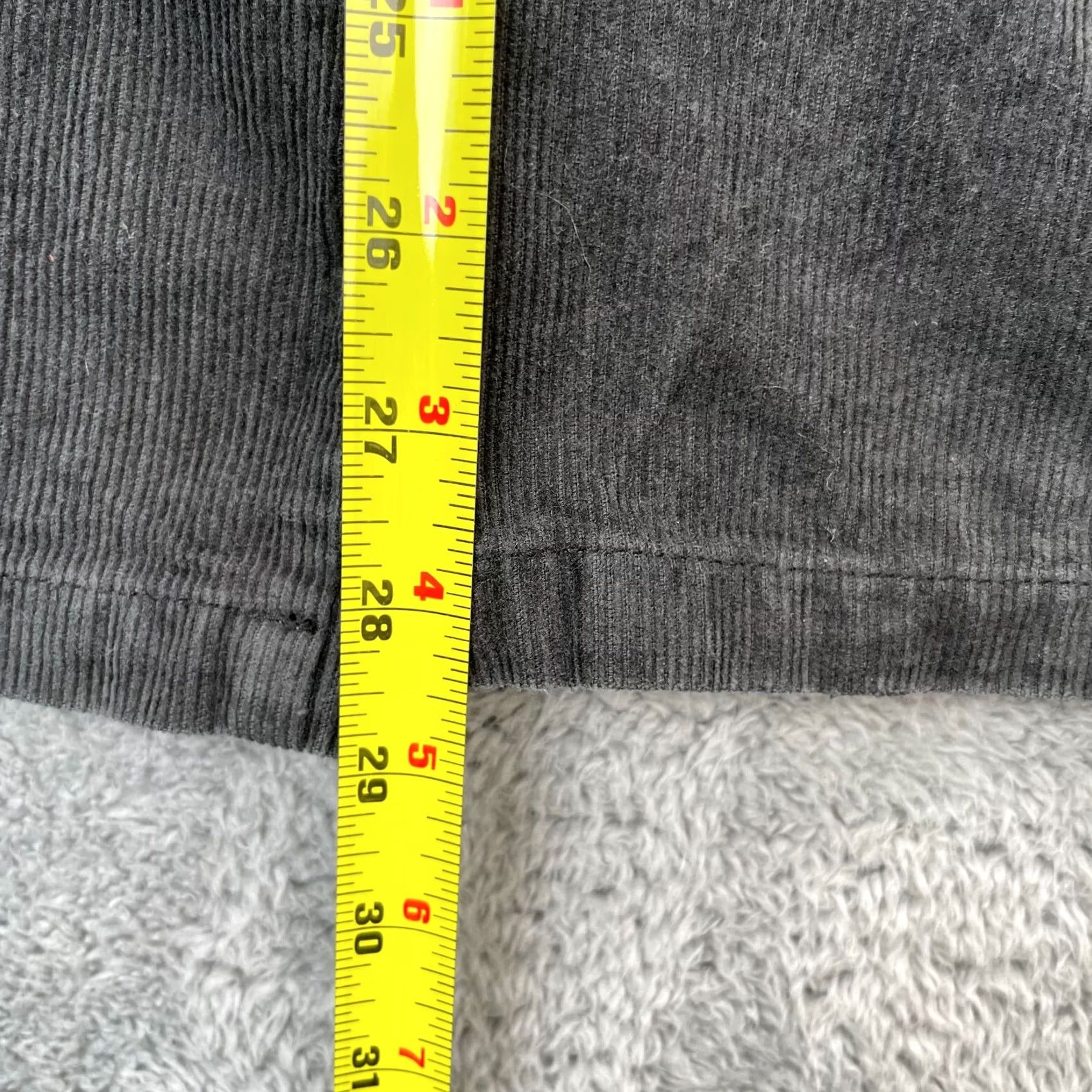 Vintage H And M Pants Womens 20 Black Baggy Raver Corduroy Cargo Wide Leg y2k 90s Grunge Pants Womens Regular 29in Inseam Black Corduroy Cargo Wide-Leg"} Size 42" / US 20 - 7 Thumbnail