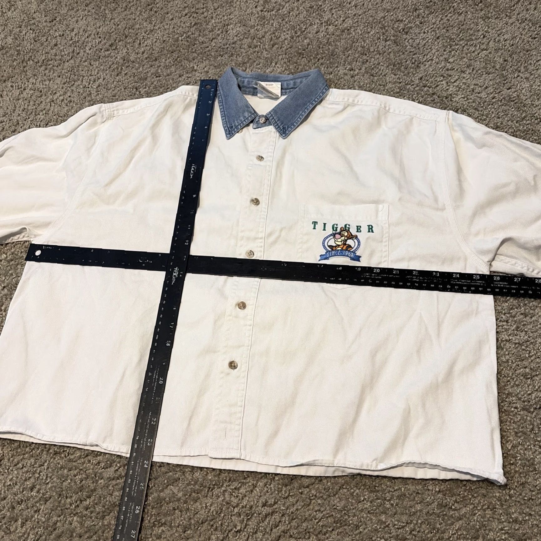 Disney VINTAGE Disney Tigger White Crop Button-Up Top Blouse Denim Collar Large Women Size L / US 10 / IT 46 - 4 Thumbnail