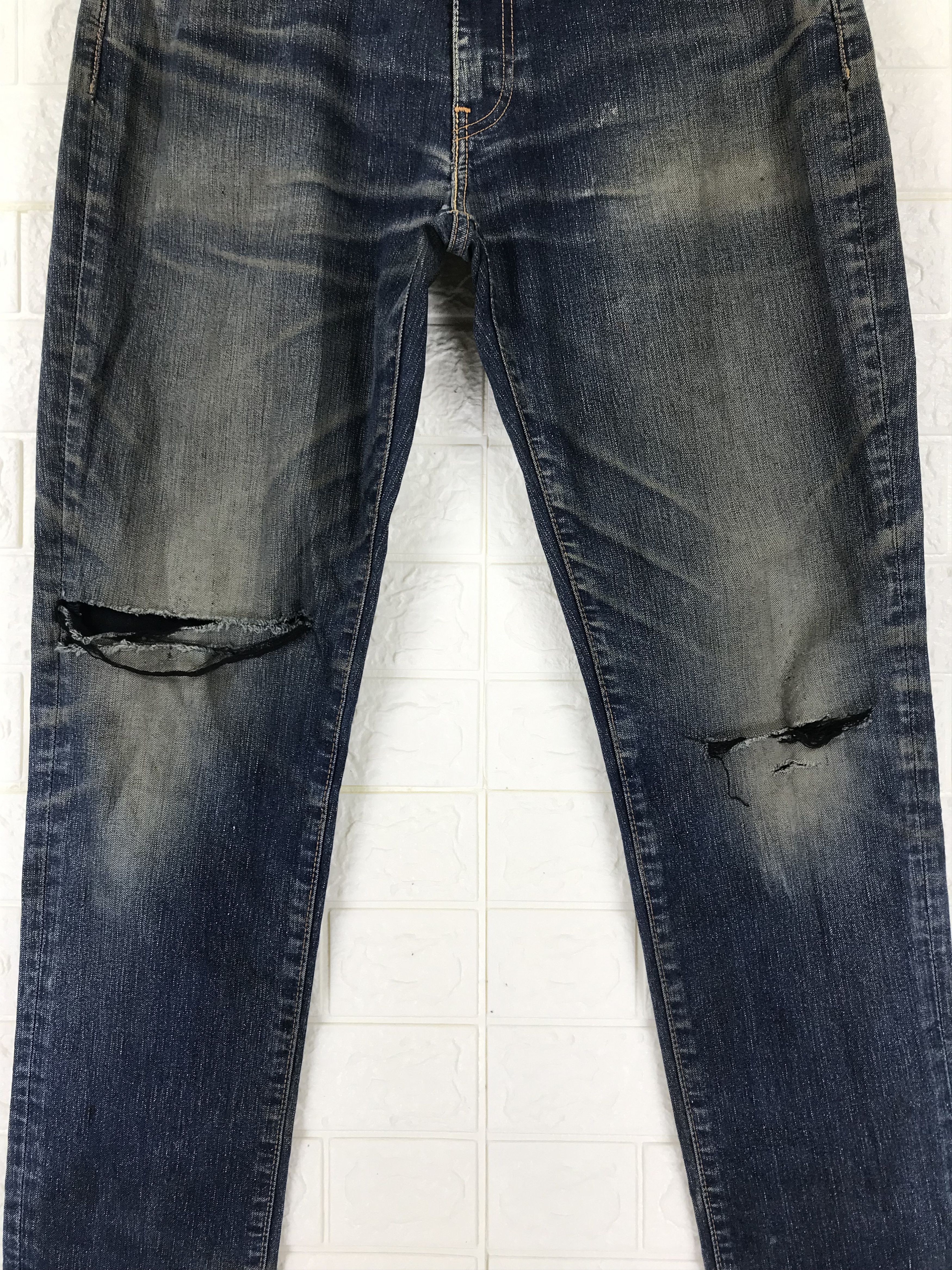 Levi's Vintage Levi's 511 Slim Cut Jeans Distressed Denim Size US 34 / EU 50 - 3 Thumbnail