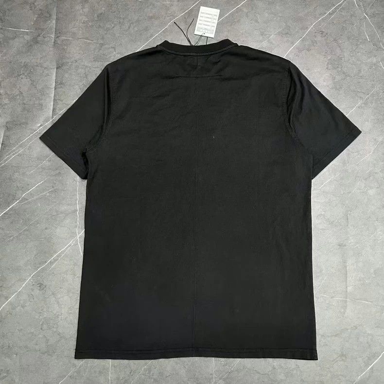 Givenchy Givenchy I FEEL LOVE short sleeve Size US M / EU 48-50 / 2 - 2 Thumbnail