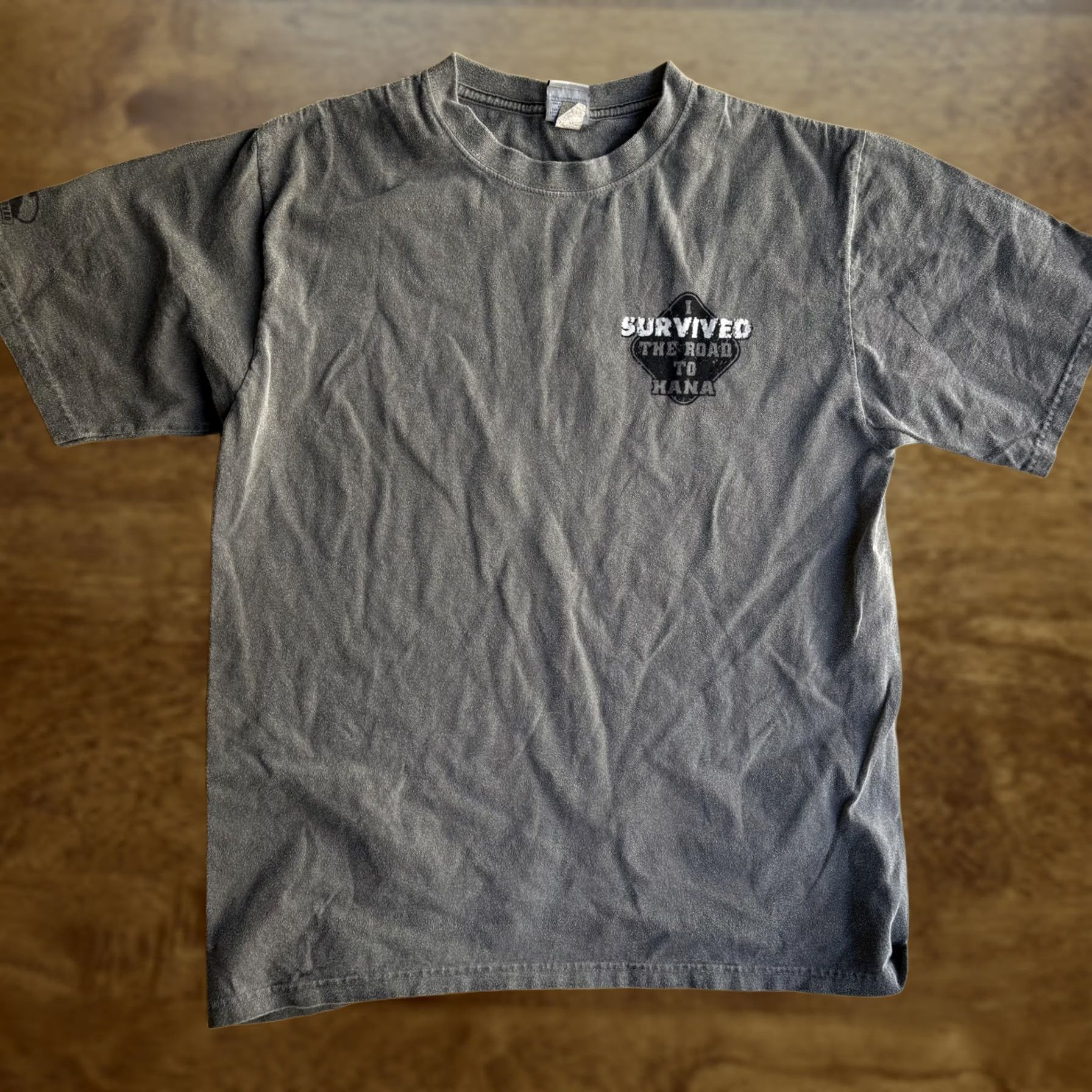 Vintage Crazy Shirts Shirt Mens Medium Gray Hawaii Souvenir Tee Road To Hana Maui TShirt graphic print Crew Neck Short Sleeve Logo Mens Size US M / EU 48-50 / 2 - 1 Thumbnail