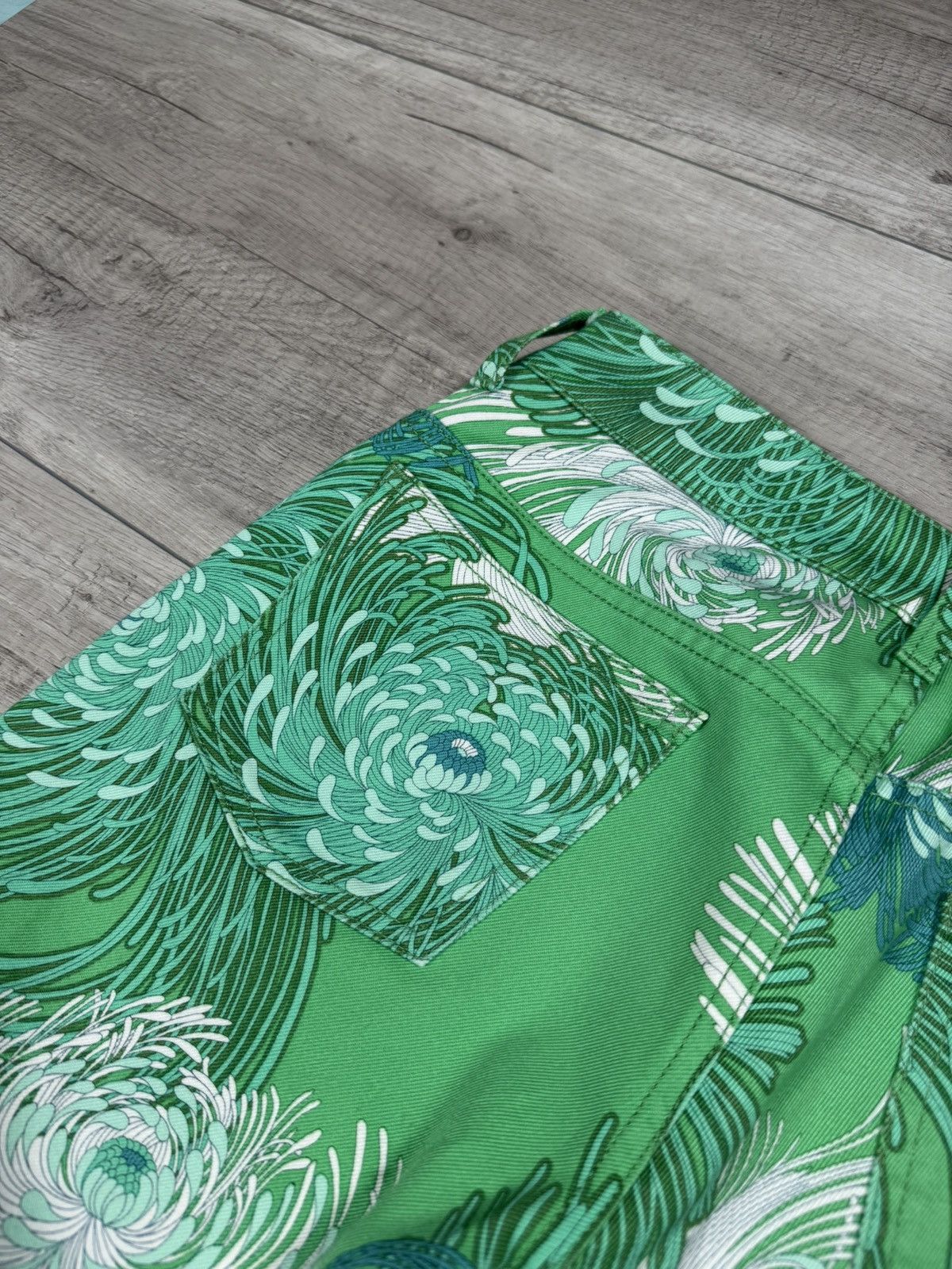 Gucci Gucci Green Floral Print Cotton Holiday Jeans Size 36 Rare Size 36" / US 14 / IT 50 - 11 Thumbnail