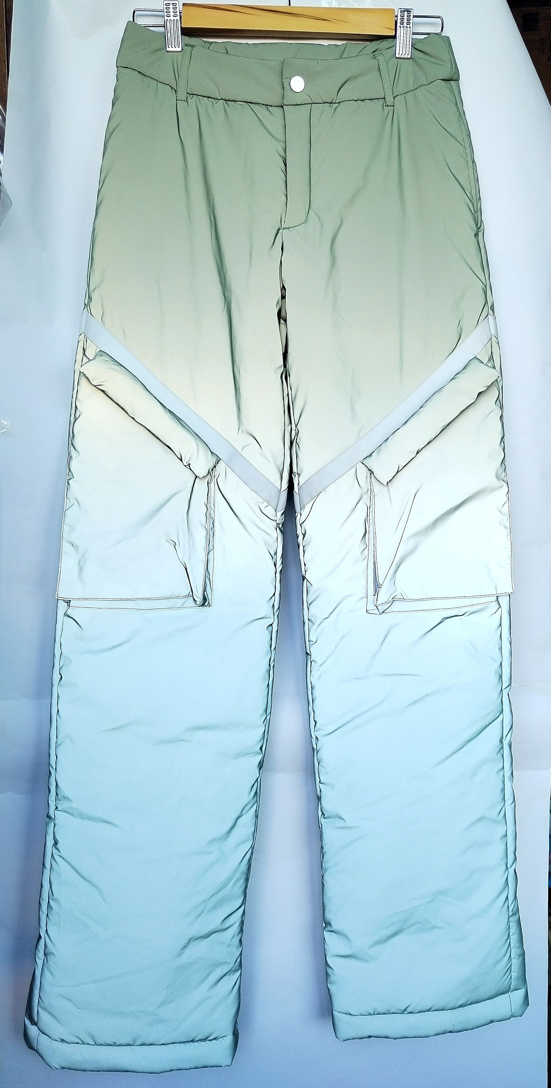 Poster Girl Karina reflective ski pants Size 28" / US 6 / IT 42 - 15 Thumbnail