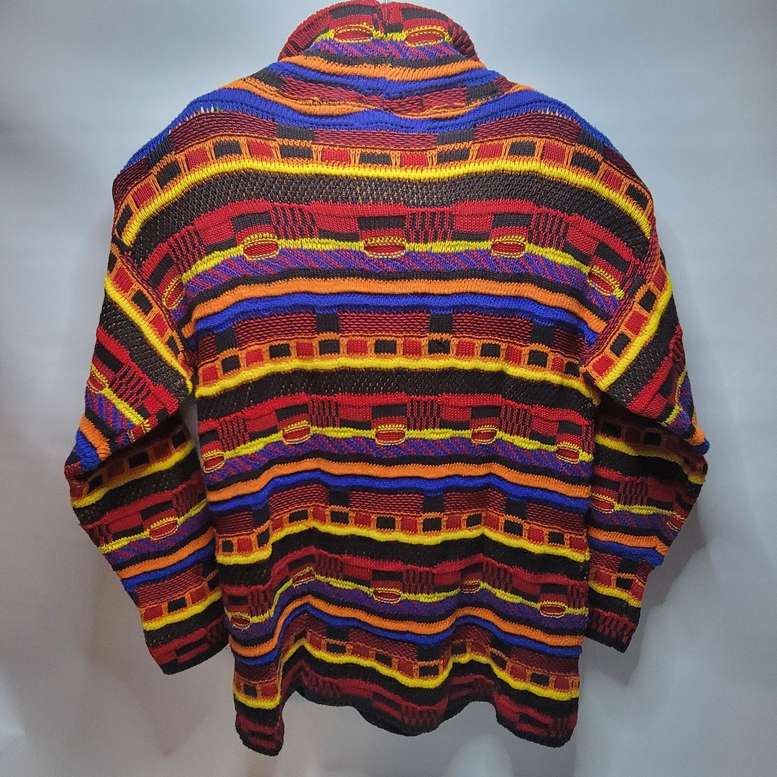 Vintage VINTAGE LEONIAK COOGI STYLE 3D KNIT PULLOVER SWEATER Sz S Size US S / EU 44-46 / 1 - 7 Thumbnail