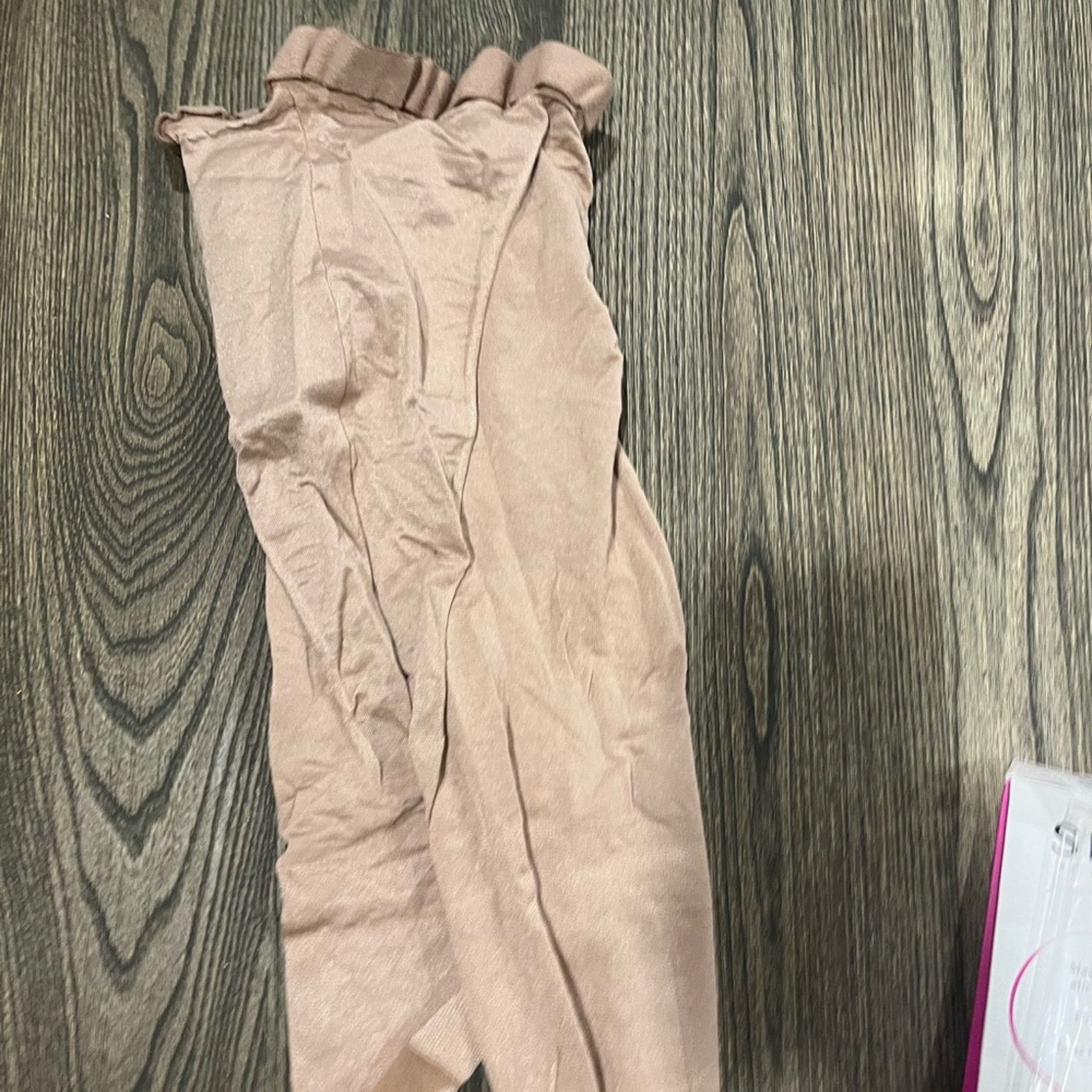 Spanx NWT Spanx In-Power High Shaping High Waisted Beige Size D Size ONE SIZE - 9 Thumbnail