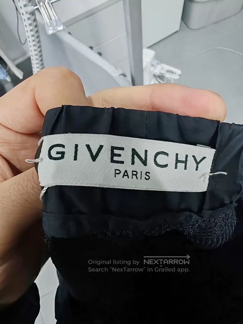 Givenchy Givenchy Black Nylon Shorts Size US 30 / EU 46 - 3 Thumbnail