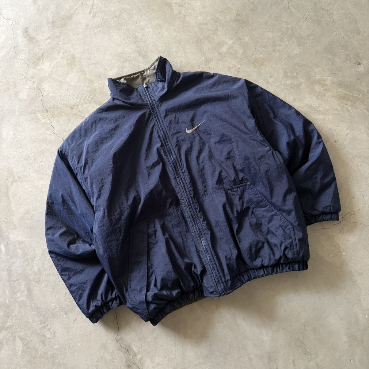 Nike Vintage Nike Reversible Puffer Jacket Size US L / EU 52-54 / 3 - 9 Thumbnail
