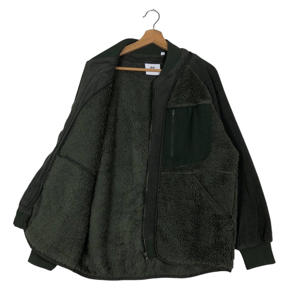 Japanese Brand 🔥Bomber Jacket Fleece White Mountaineering Uniqlo Japan Size US M / EU 48-50 / 2 - 8 Thumbnail