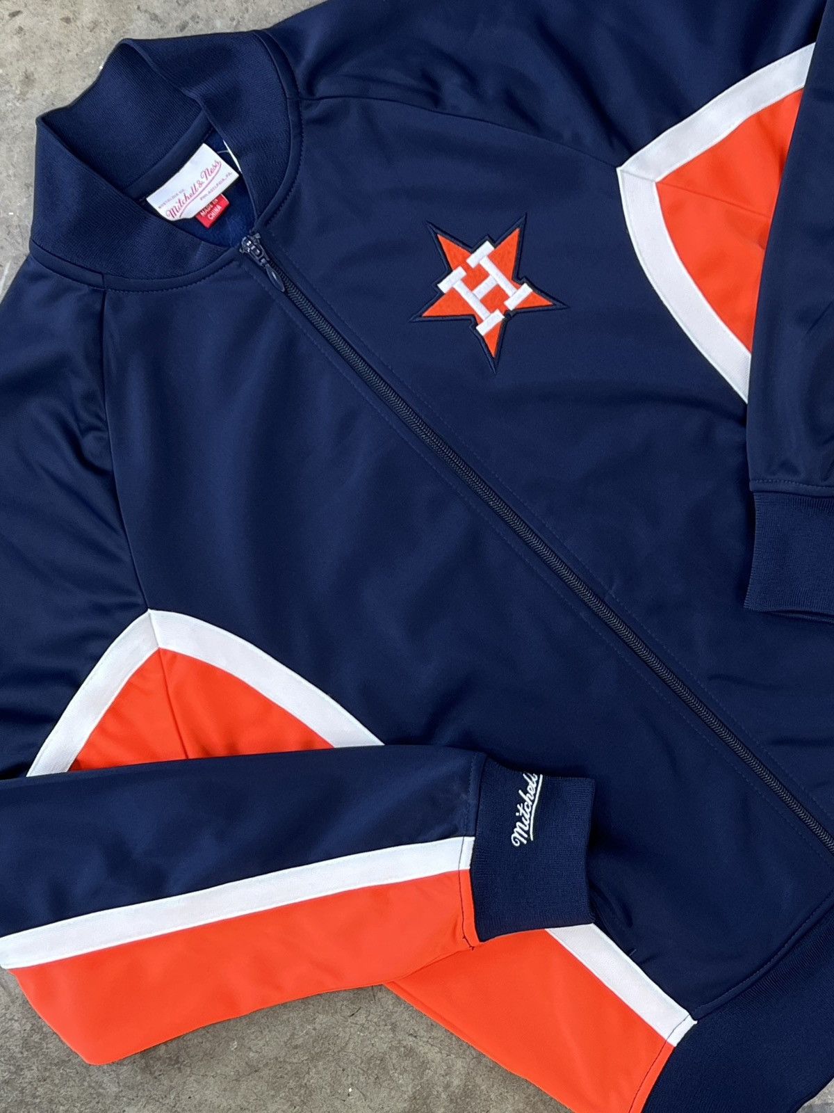 Mitchell & Ness Mitchell & Ness Houston Astros Jacket Sz. Medium Size US M / EU 48-50 / 2 - 1 Thumbnail