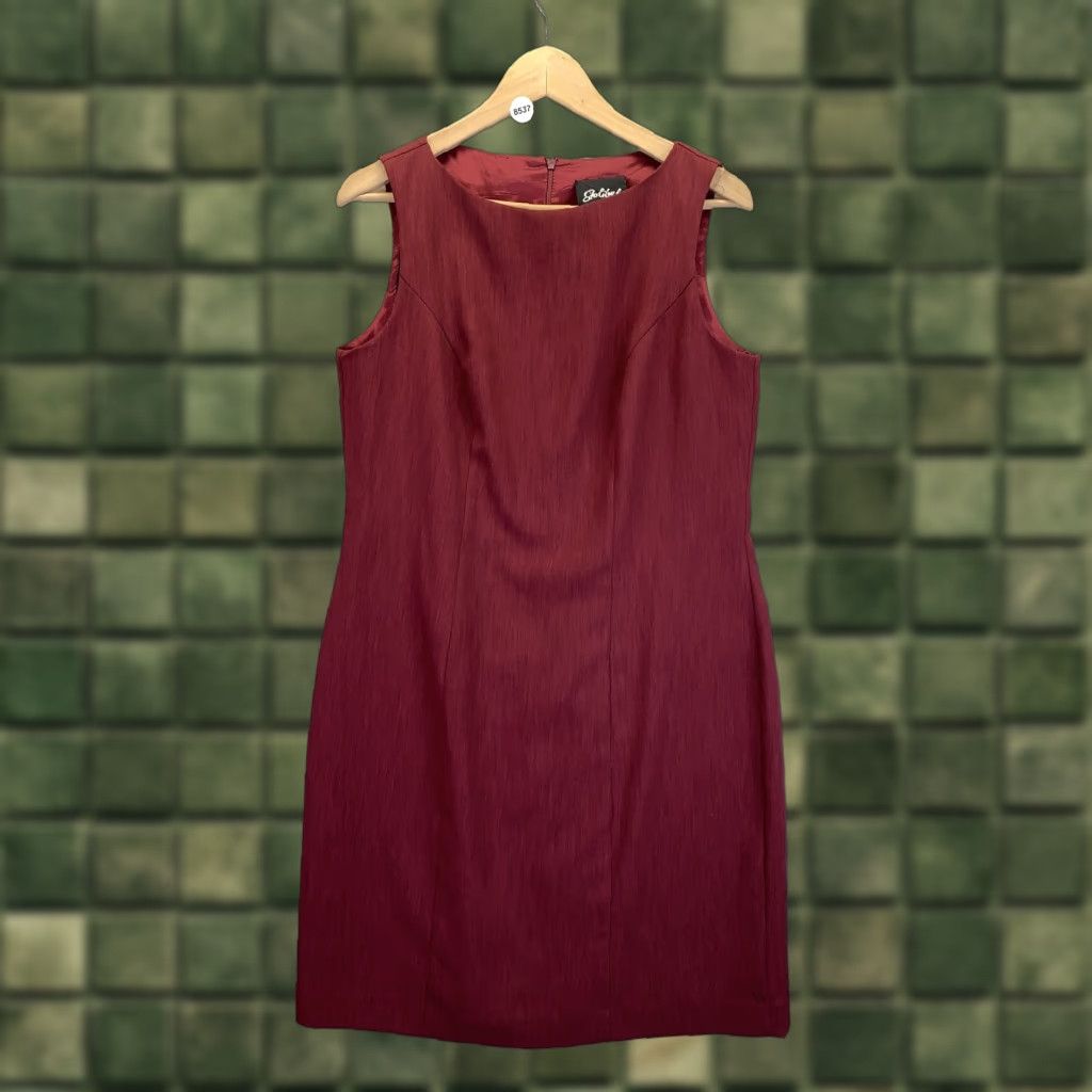 Vintage VINTAGE Jolibee Womens Sheath Burgundy Dress 12 Petite 1990s, Polyester, Original, Canada, Casual, 8537, Wine Size XL / US 12-14 / IT 48-50 - 1 Thumbnail