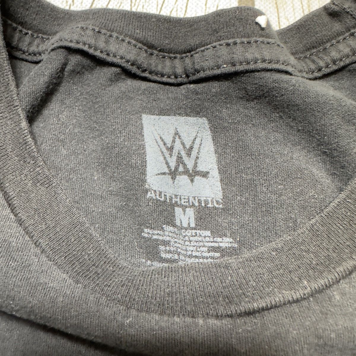 WWE WWE Royal Rumble Bad Bunny tee Size US M / EU 48-50 / 2 - 5 Thumbnail