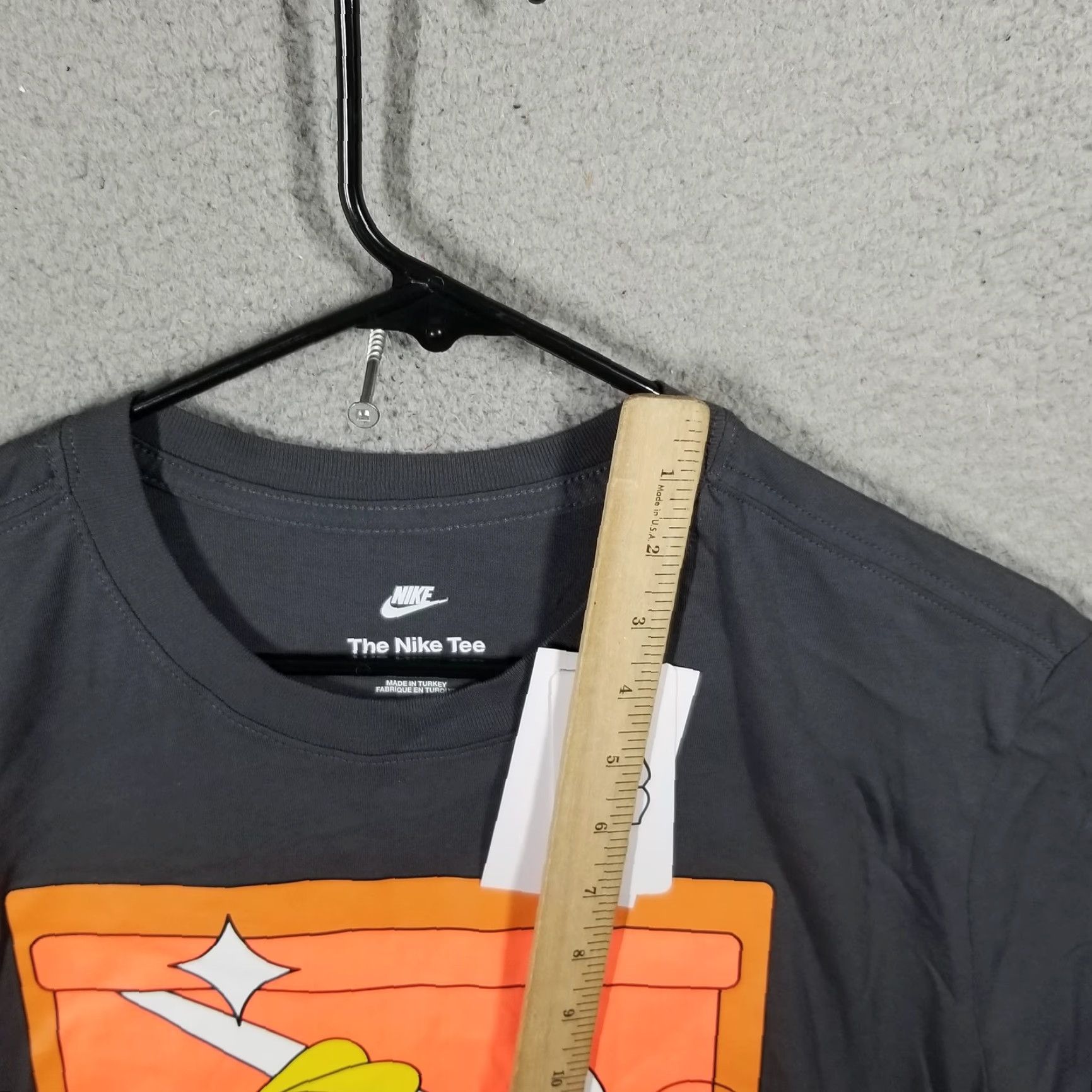 Nike VINTAGE Nike Shirt Mens Medium Cartoon Graphic T-Shirt Streetwear Street Art Shoe Hat FJ1099-060 Size US M / EU 48-50 / 2 - 4 Thumbnail