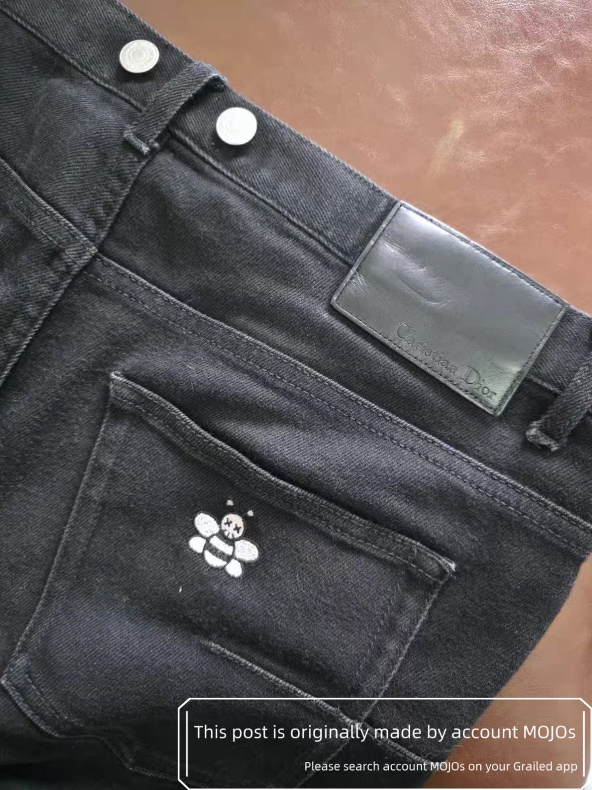 Dior Sz 32 Dior 19AW Cartoon Bee Stitch Black Denim mojos1720 Size US 32 / EU 48 - 4 Thumbnail
