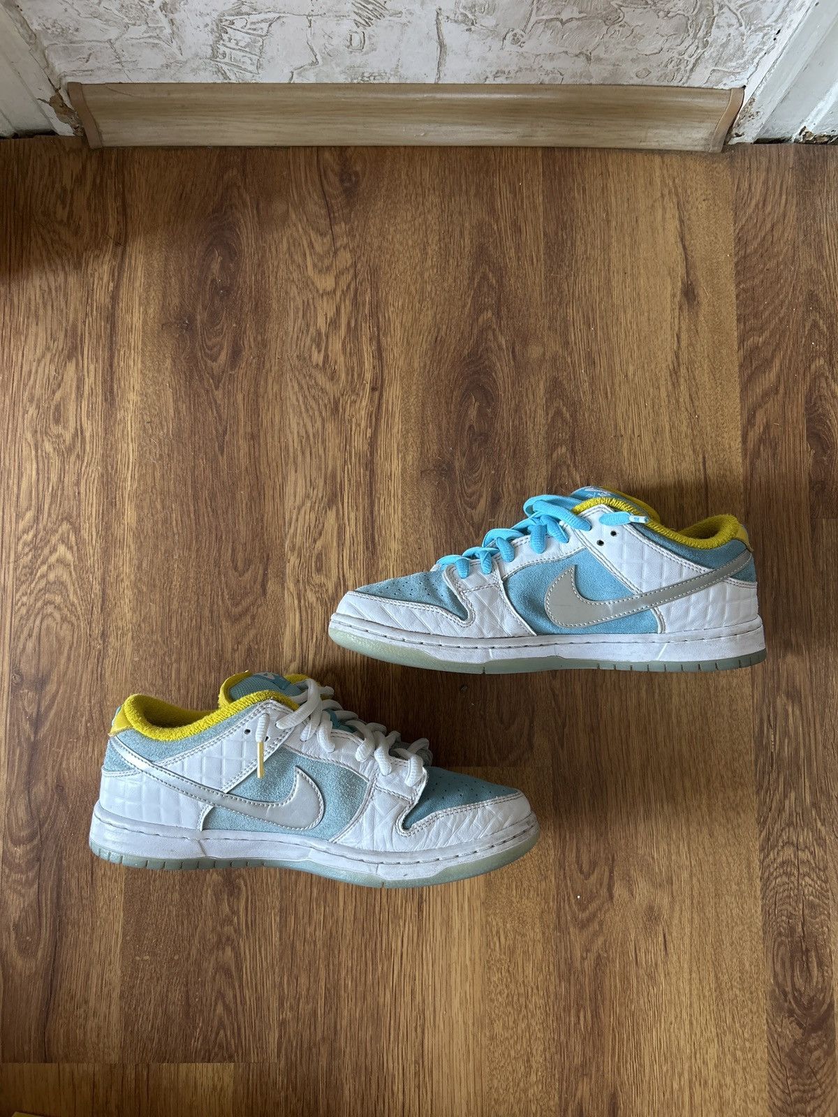 Nike SB Nike dunk SB FTC Size US 8.5 / EU 41-42 - 2 Thumbnail
