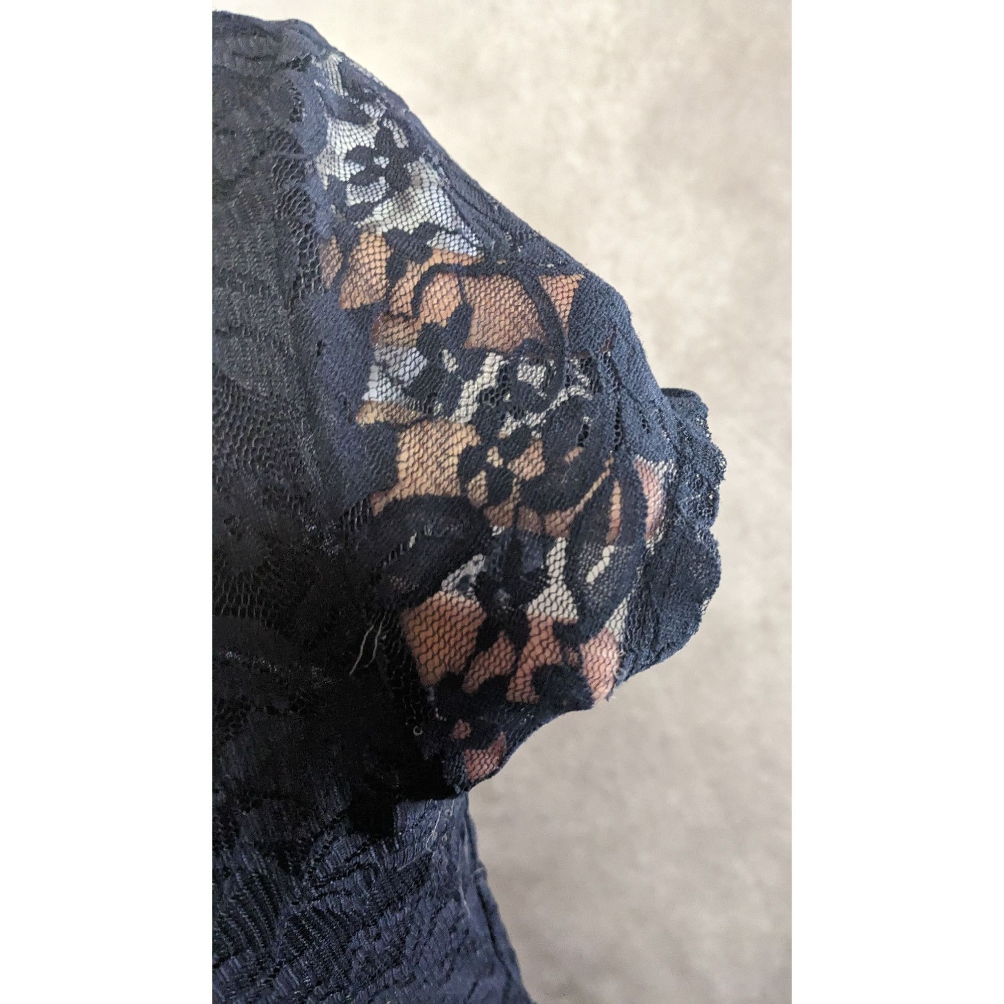 Forever 21 Forever 21 Navy Lace Short-Sleeve Bodycon Dress Small Size S / US 4 / IT 40 - 6 Thumbnail