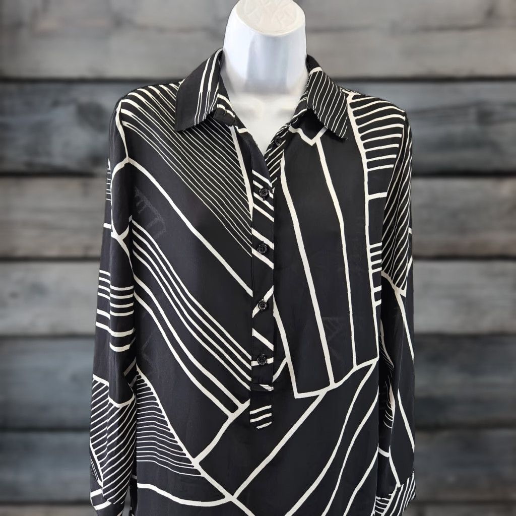Vintage Chico's Womens Blouse Tunic XS Black Long Sleeve Popover Semi Sheer Shirt Size XS / US 0-2 / IT 36-38 - 1 Thumbnail