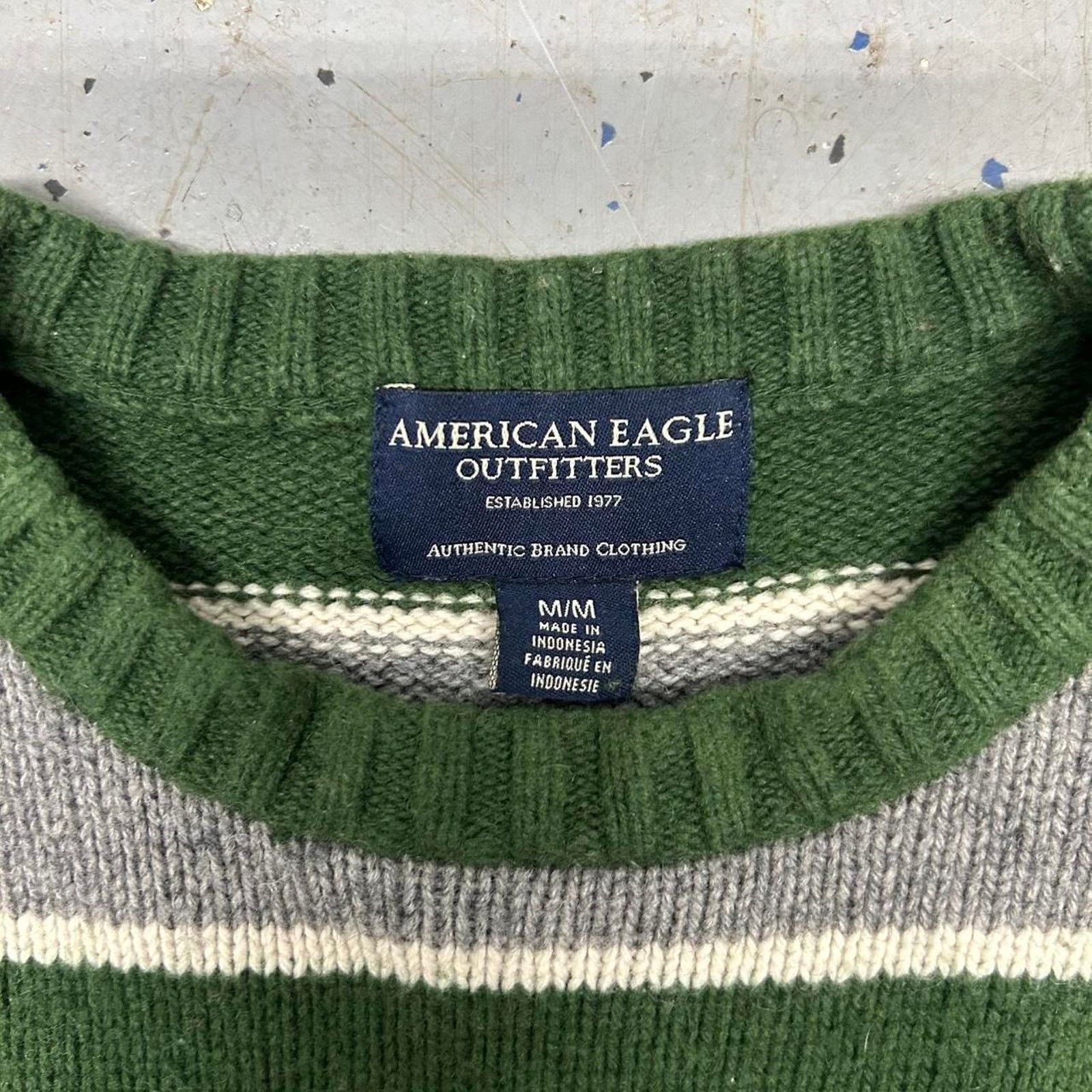American Eagle Outfitters Y2K Green and grey striped American Eagle sweater Size US M / EU 48-50 / 2 - 3 Thumbnail