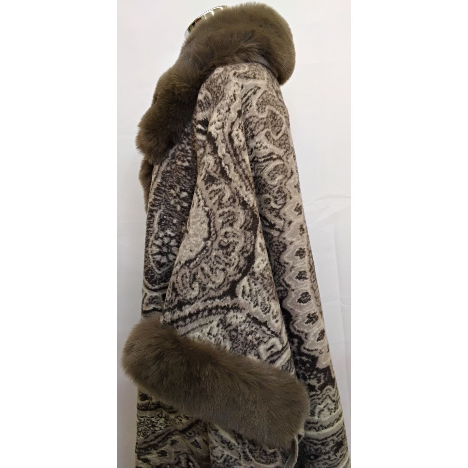 Elie Tahari Tahari Shawl One Size Brown Paisley Fur Trim Fringe NWT Size L / US 10 / IT 46 - 9 Thumbnail