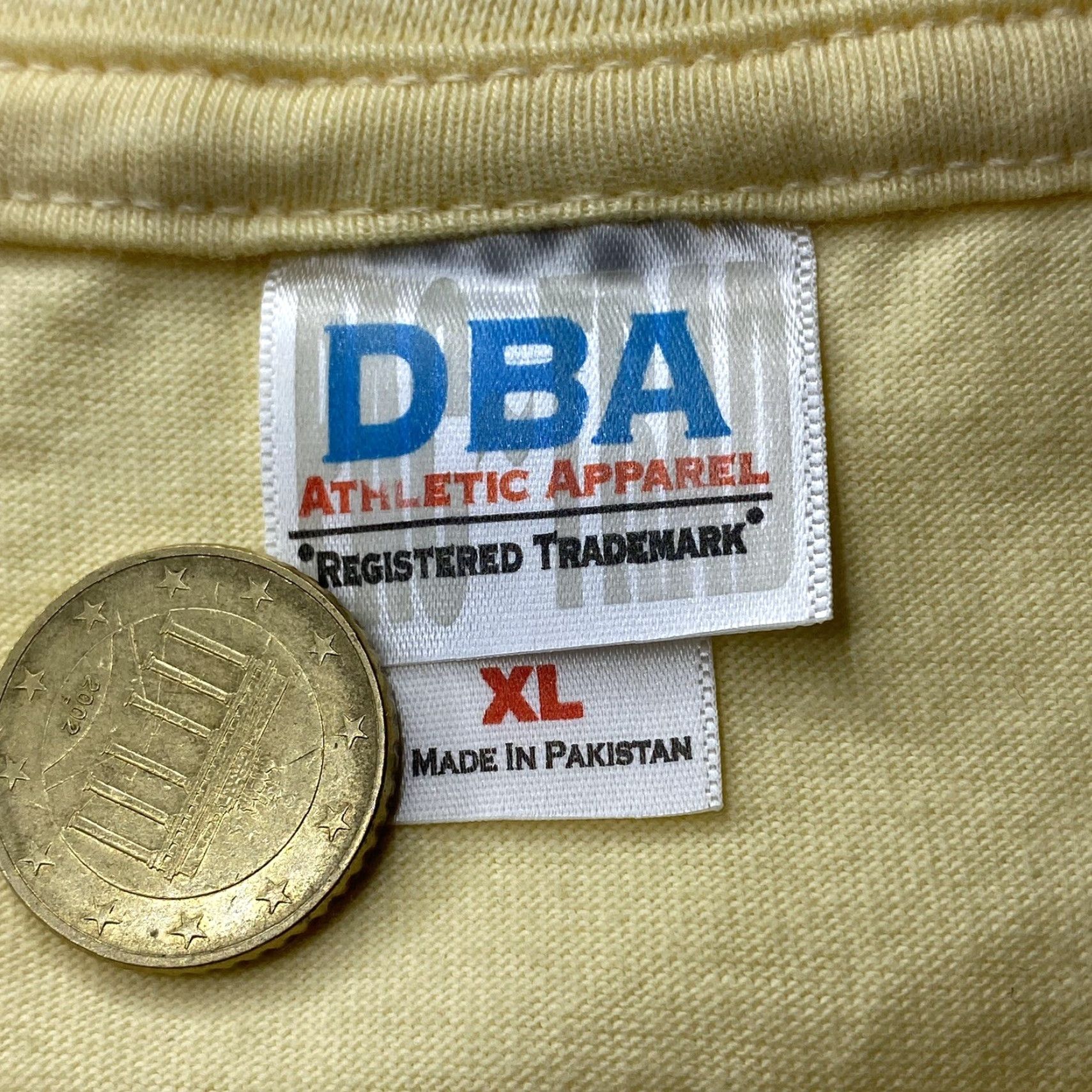 Vintage VINTAGE 80’s 90’s T Shirt San Diego Embroidered 3D XL Rare DBA Men Yellow Short Sleeve 100% Cotton Grunge Size US XL / EU 56 / 4 - 3 Thumbnail