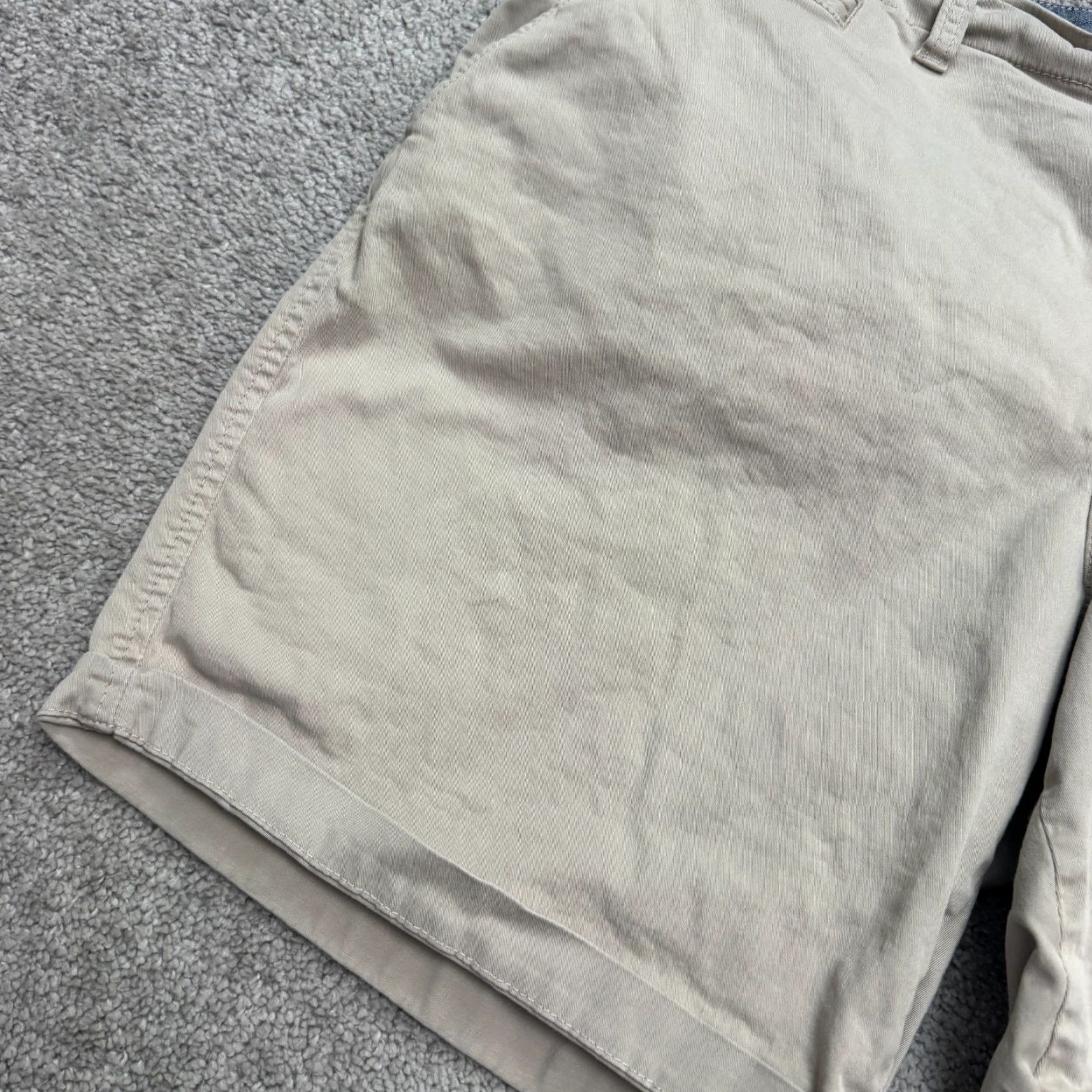 Vintage Paperbacks Chino Shorts Mens 38 Beige Cotton Flat Front Pockets Button Casual Summer Wearable Regular Vintage: No Size US 38 / EU 54 - 3 Thumbnail