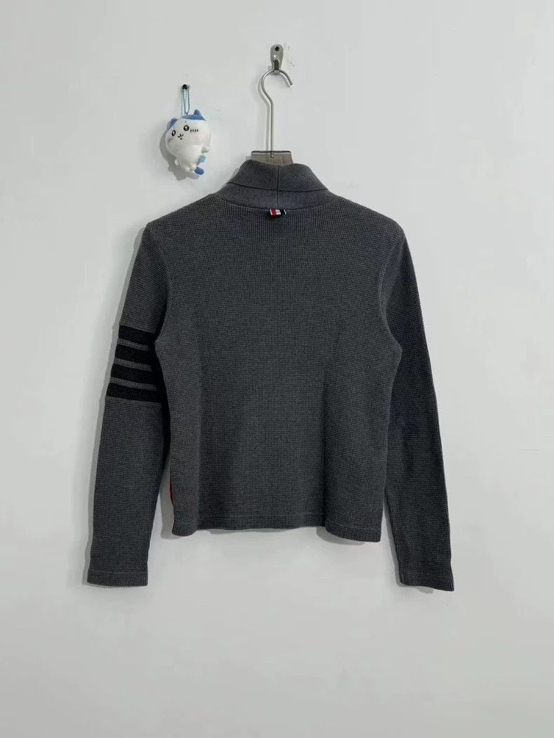 Thom Browne Thom Browne Black waffled high-necked sweatshirt 2503-Nexta Size US XXS / EU 40 - 4 Thumbnail