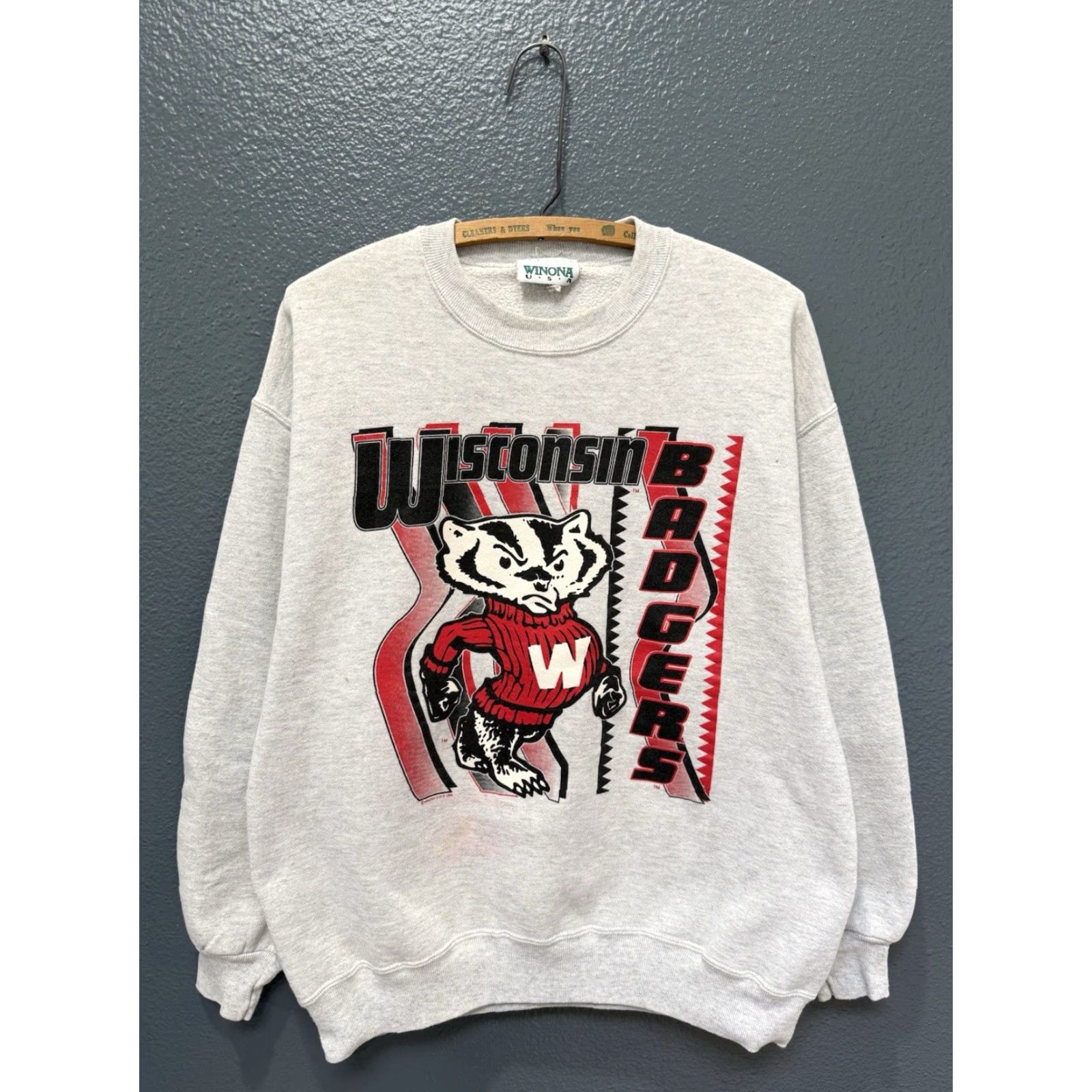 Vintage VINTAGE 90s University Of Wisconsin Badgers Gray Sweatshirt L Men Pullover Size L Gray 90s Mens Size US L / EU 52-54 / 3 - 4 Thumbnail