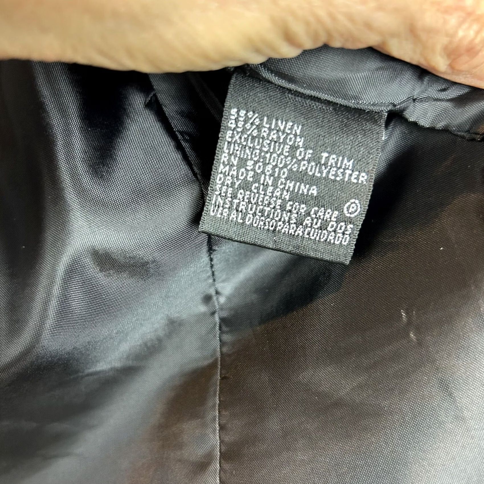 Kasper Item Specifications: Number of Pieces: 1 Piece Size L / US 10 / IT 46 - 5 Thumbnail