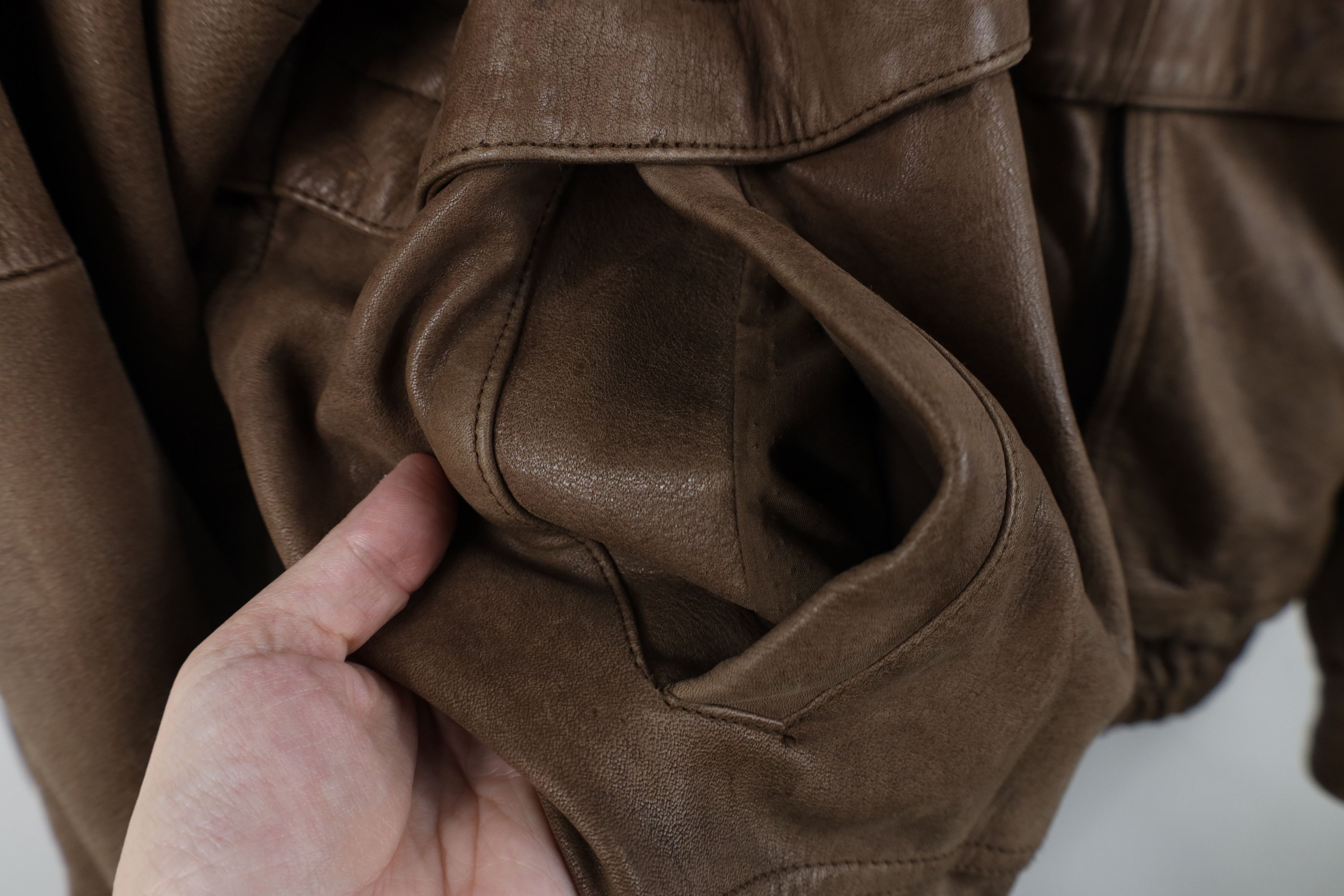 Vintage Vintage 90s Streetwear Leather Flight Bomber Jacket Brown Size US M / EU 48-50 / 2 - 5 Thumbnail