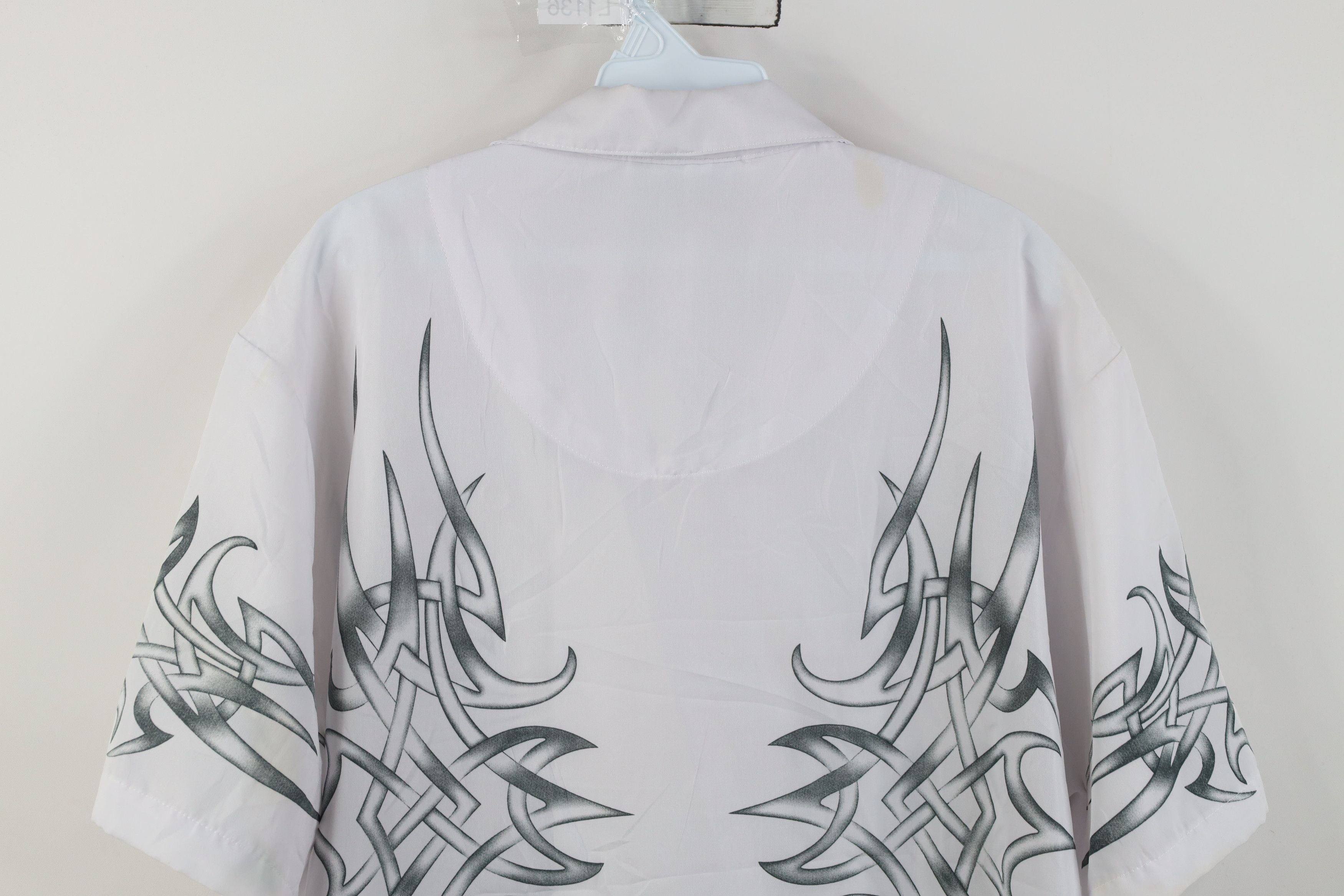Vintage Vintage 90s Y2K Streetwear Looped Collar Casino Button Shirt Size US M / EU 48-50 / 2 - 14 Thumbnail