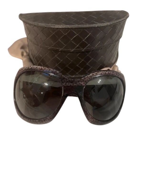 Bottega Veneta Bottega Veneta Oversized Floral Sunglasses with Case Size ONE SIZE - 2 Thumbnail