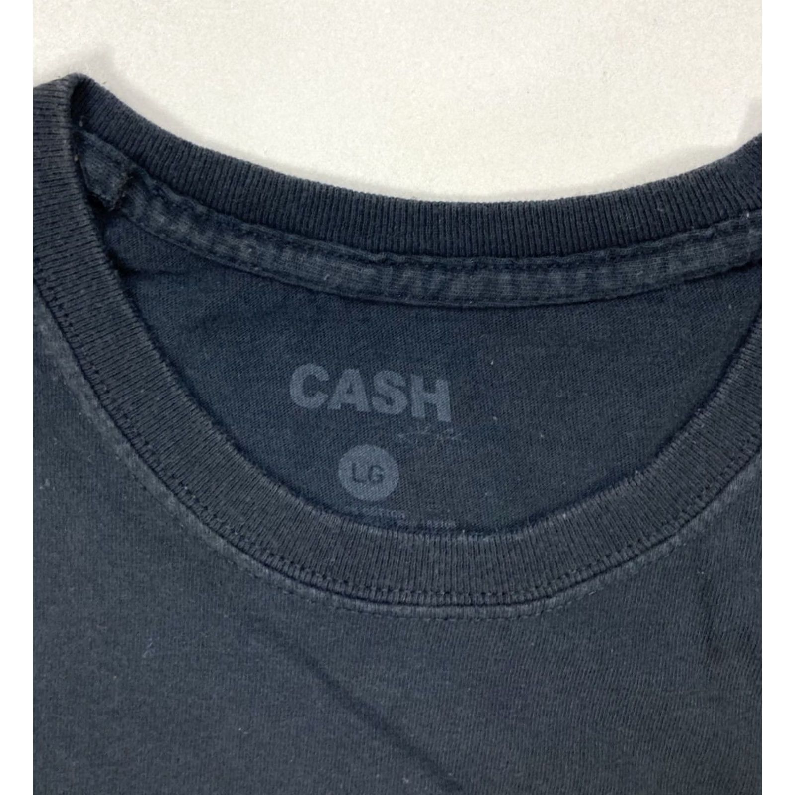 Vintage VINTAGE Johnny Cash The Man In Black Amarican Legend Graphic Shirt Mens Large Black Cotton Logo Retro Music T-Shirt Size US L / EU 52-54 / 3 - 4 Thumbnail