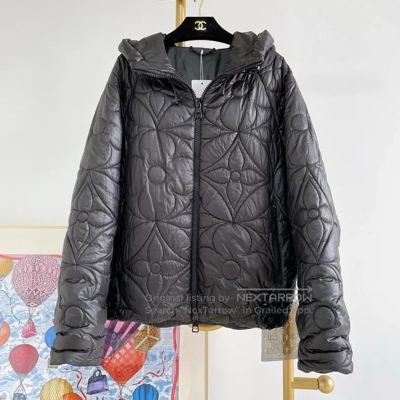 Louis Vuitton Louis Vuitton Floral black aged cotton-padded jacket Size US S / EU 44-46 / 1 - 1 Thumbnail