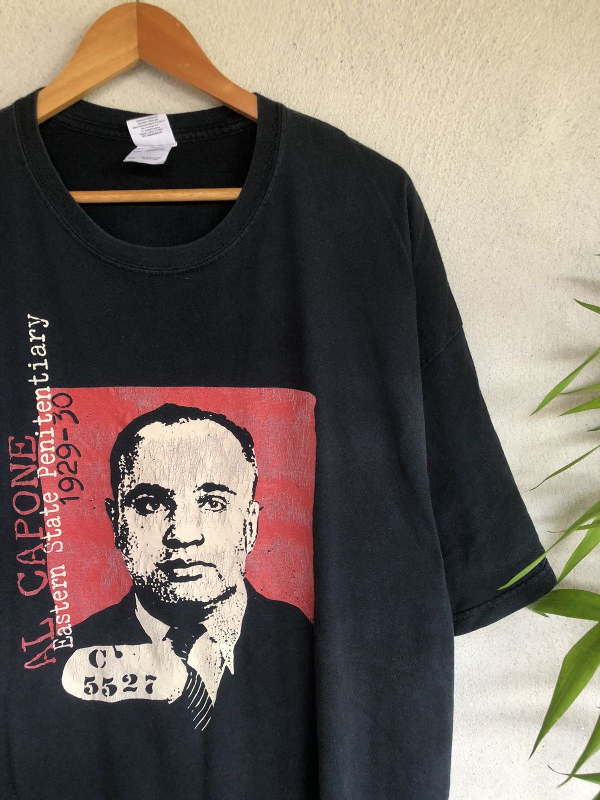 Vintage Crazy Vintage Sunfaded Al Capone Photo Tee Size US XXL / EU 58 / 5 - 5 Thumbnail