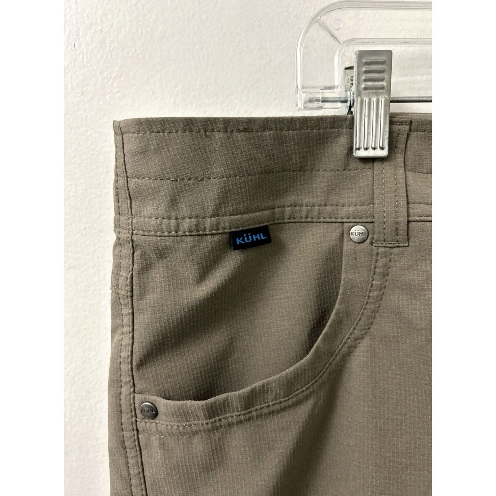 Vintage VINTAGE KUHL Silencr Kargo Shorts Mens Sz 40 Tan Khaki Ripstop Hiking Outdoor 10" 5230 Size US 40 / EU 56 - 5 Thumbnail