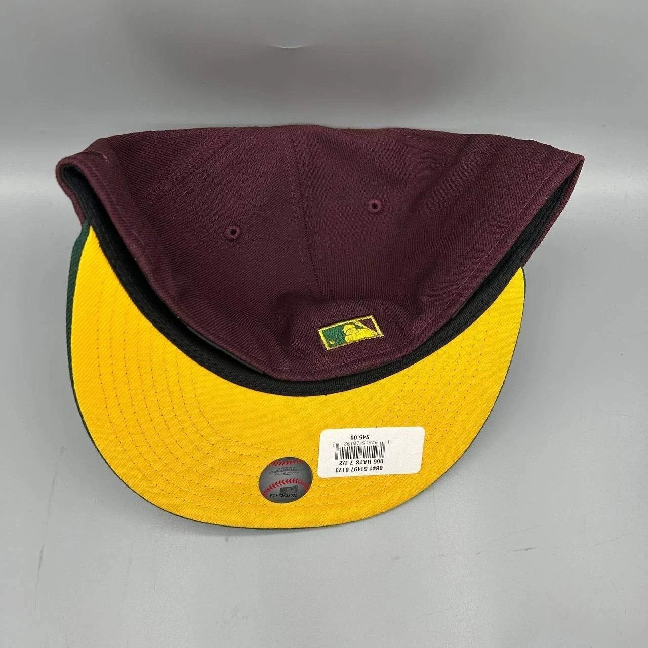 New Era Milwaukee Brewers Hat Men 7 1/2 Red Green MLB Fitted Cap New Size ONE SIZE - 8 Thumbnail