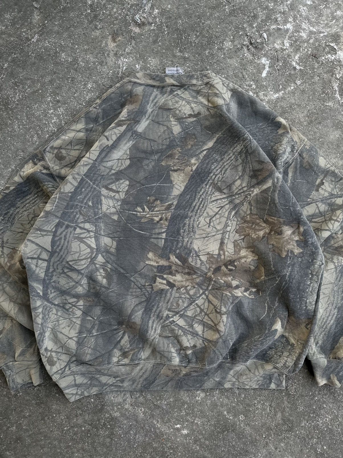 Carhartt × Vintage Crazy Vintage 00s Realtree Camo Crewneck Carhartt Style Size US XXL / EU 58 / 5 - 7 Thumbnail