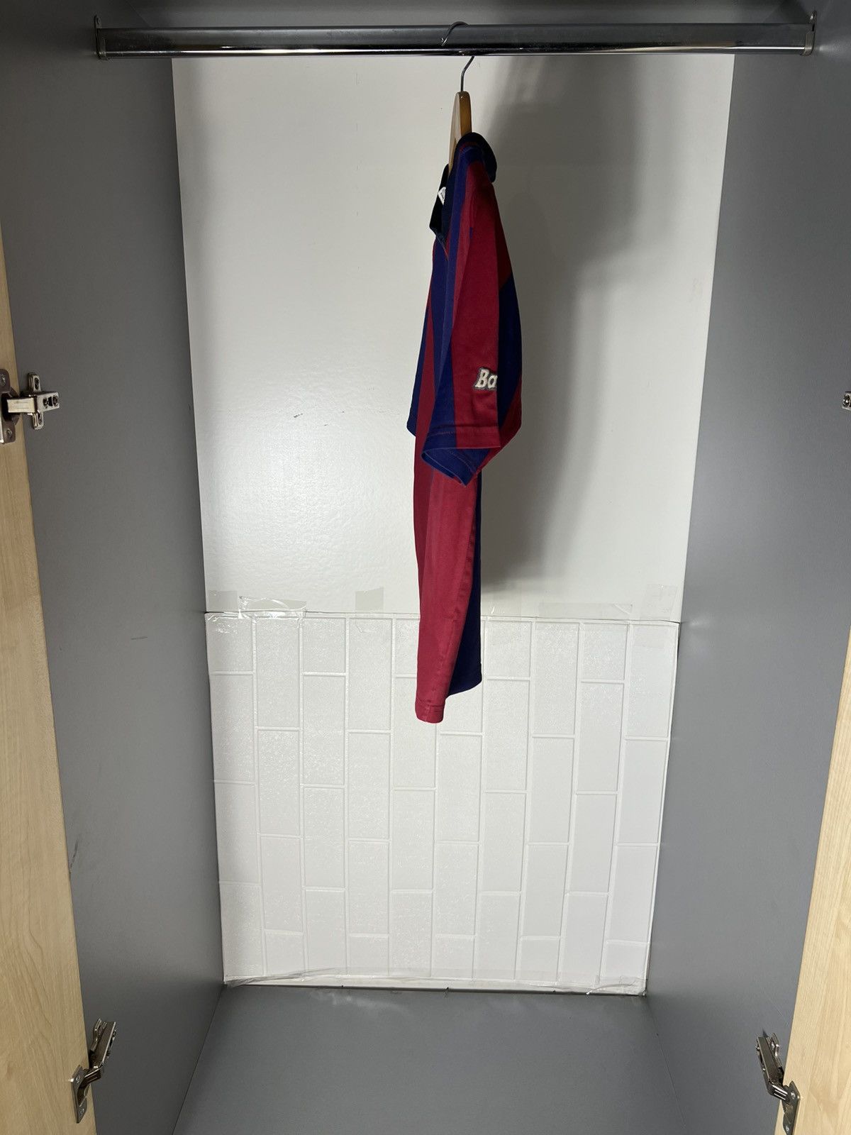 Nike VINTAGE NIKE FC BARCELONA SPAIN SOCCER JERSEY RETRO Y2K 90s Size US XS / EU 42 / 0 - 6 Thumbnail