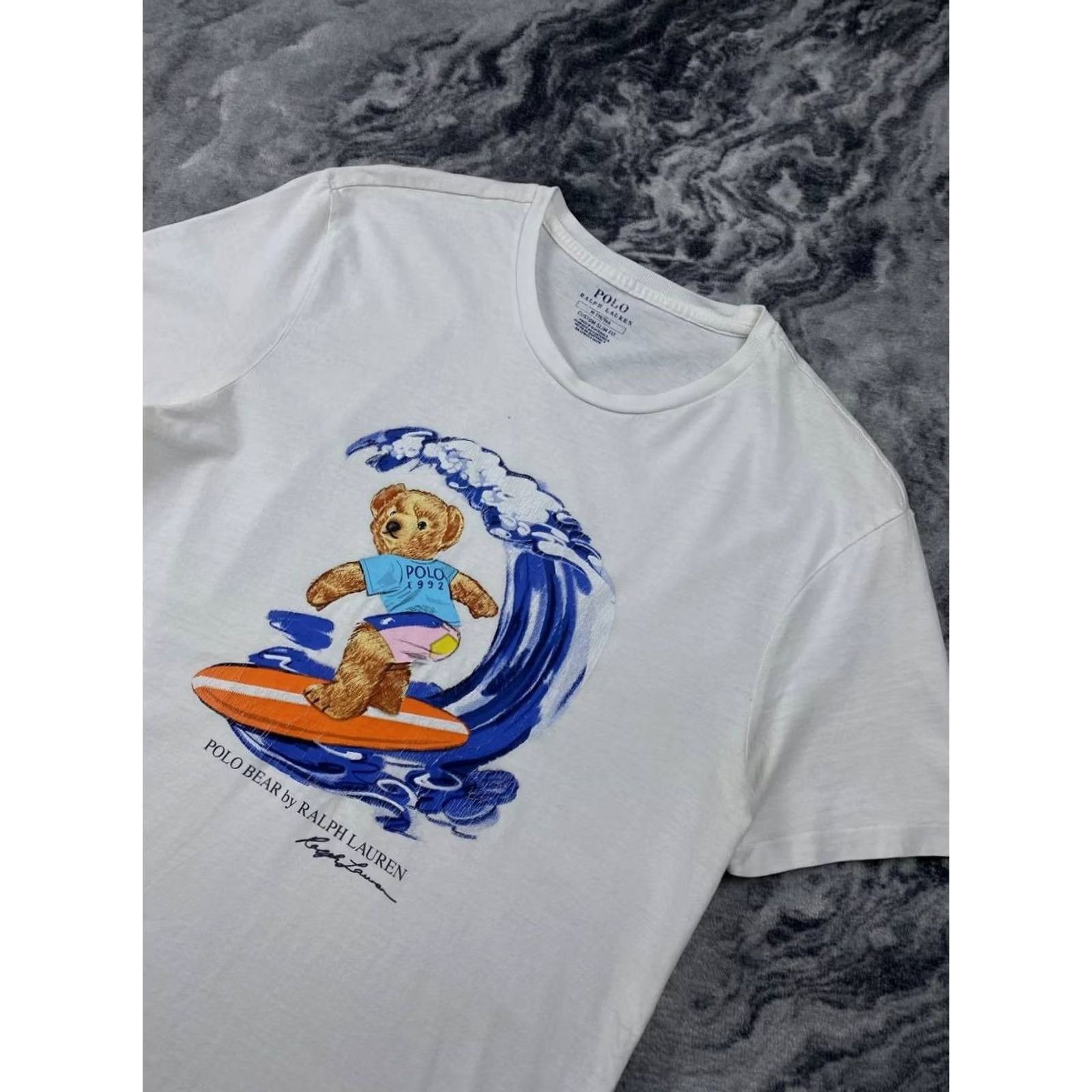 Polo Ralph Lauren Polo Ralph Lauren T-Shirt Men Size M White Polo Bear Surfing Big Log Size US M / EU 48-50 / 2 - 2 Thumbnail