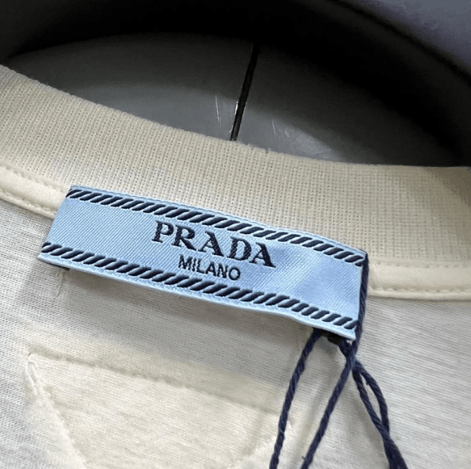 Prada Prada Long Sleeve T-shirt Size L / US 10 / IT 46 - 3 Thumbnail